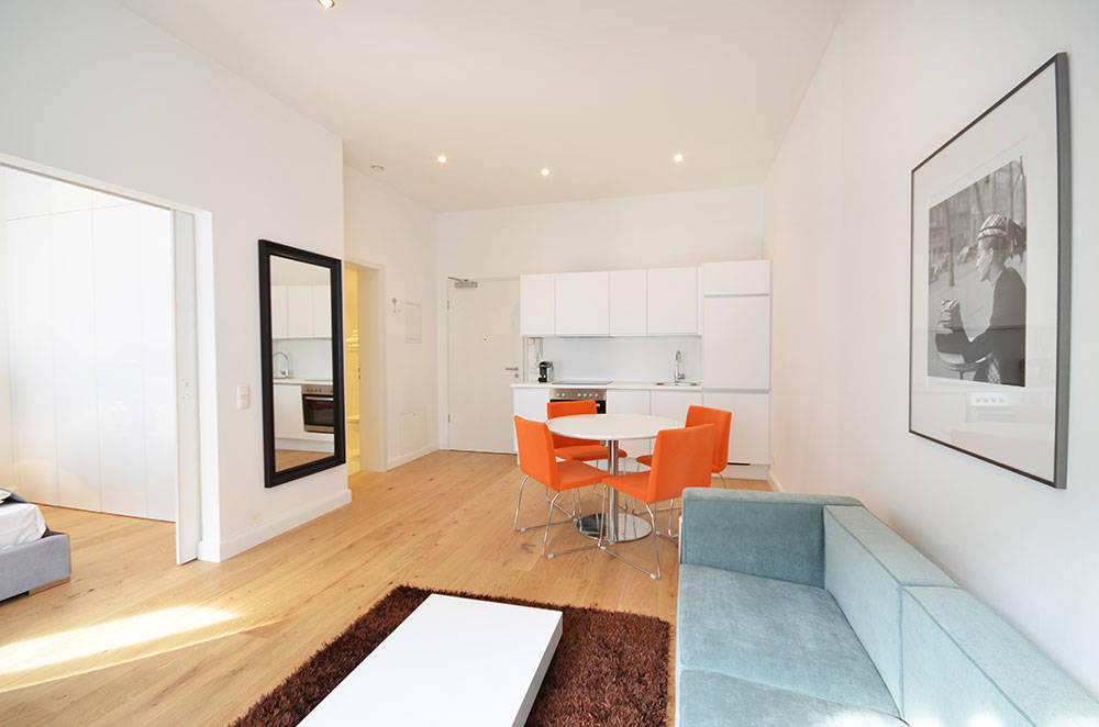 Property Image 1 - Vienna Residence | Elegantly furnished serviced apartment for 2 persons in Frankfurt close to old bridge #