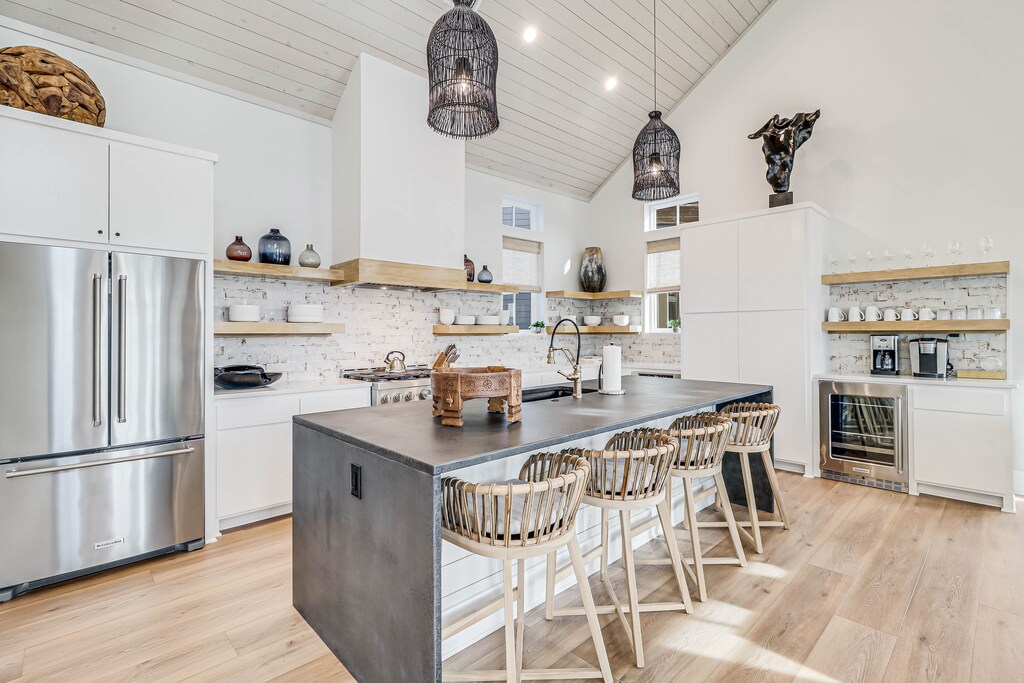 Gourmet Kitchen, 2nd Floor . 