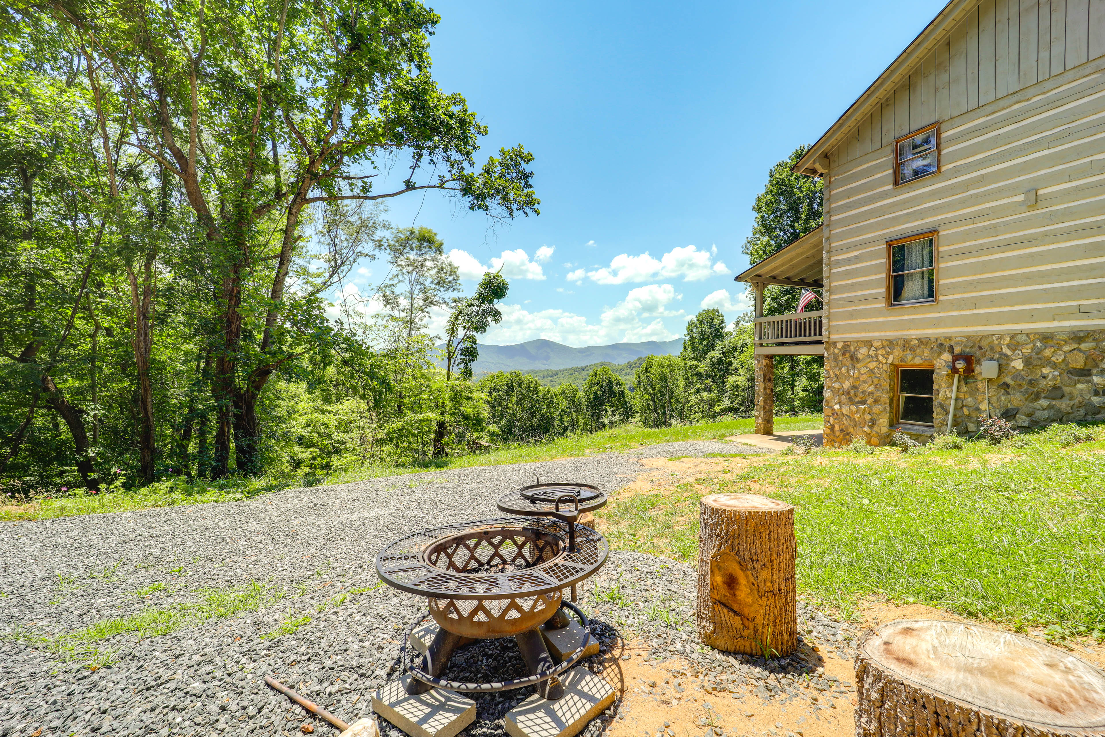 Property Image 2 - Ashe County Log Cabin: Mountain-View Deck, Sauna