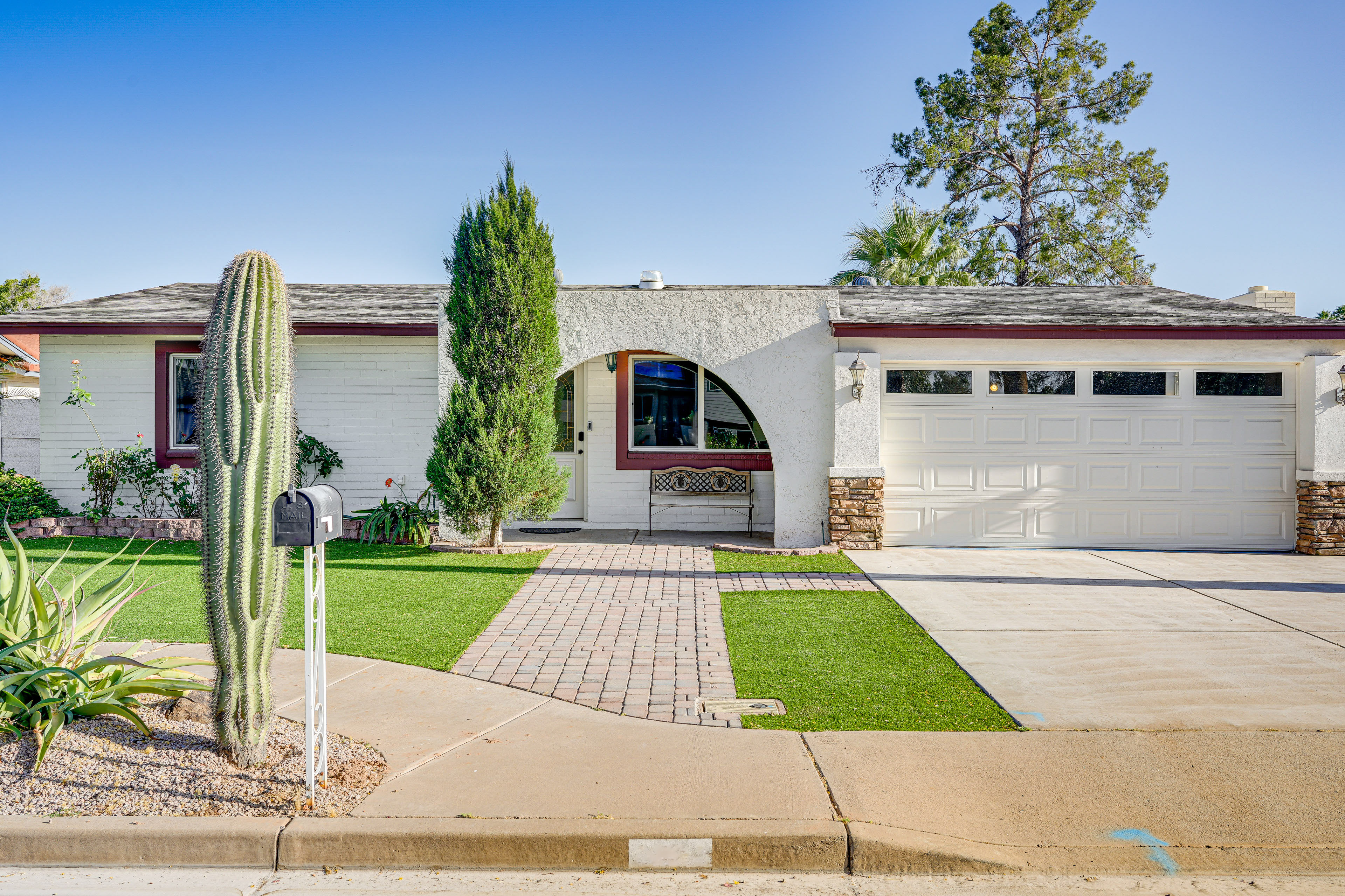 Property Image 1 - Mesa Home w/ Community Pools: Pets Welcome!