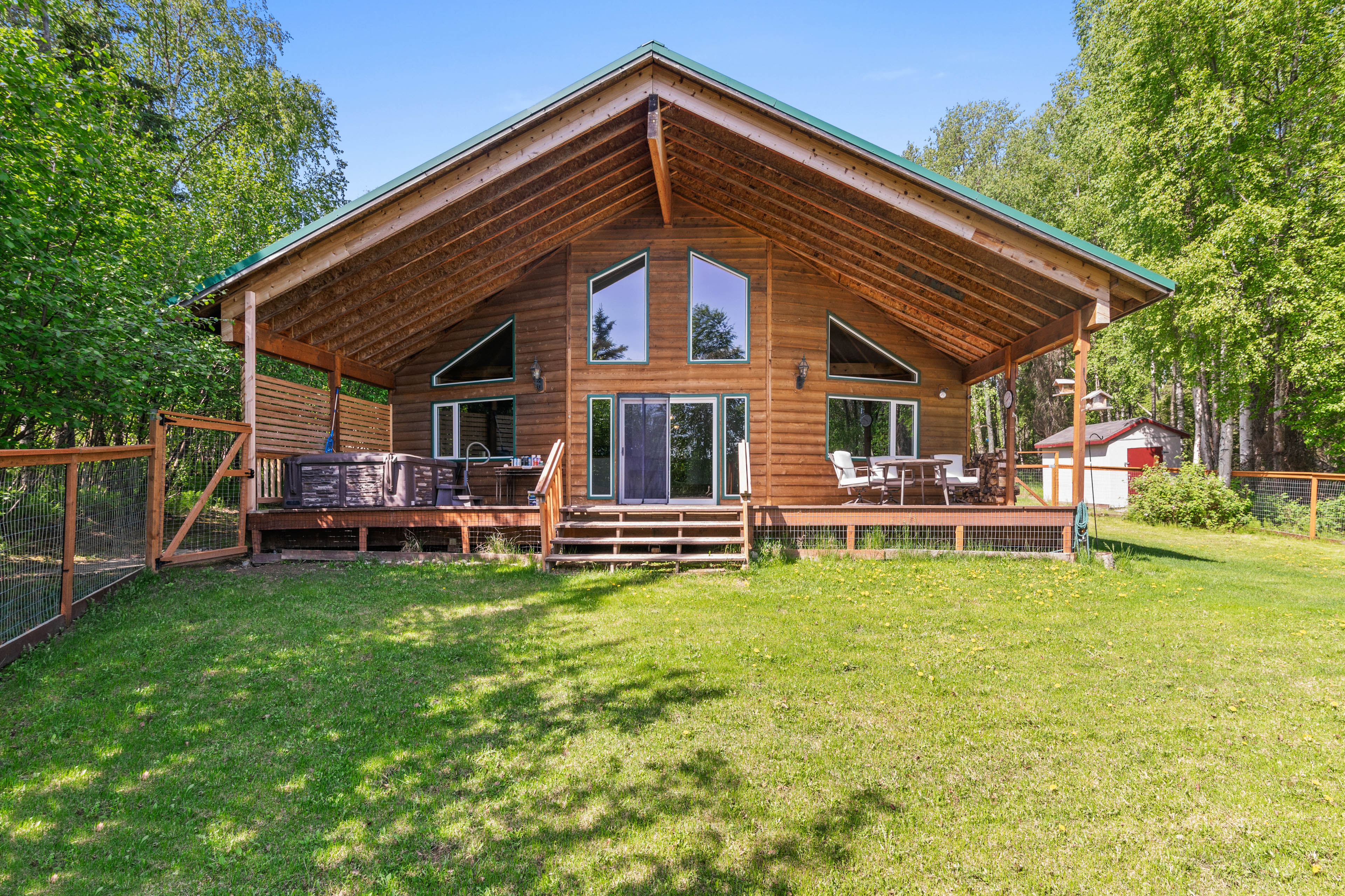 Property Image 1 - Wasilla ’Spruce Moose’ Cabin: Lakefront + Hot Tub!