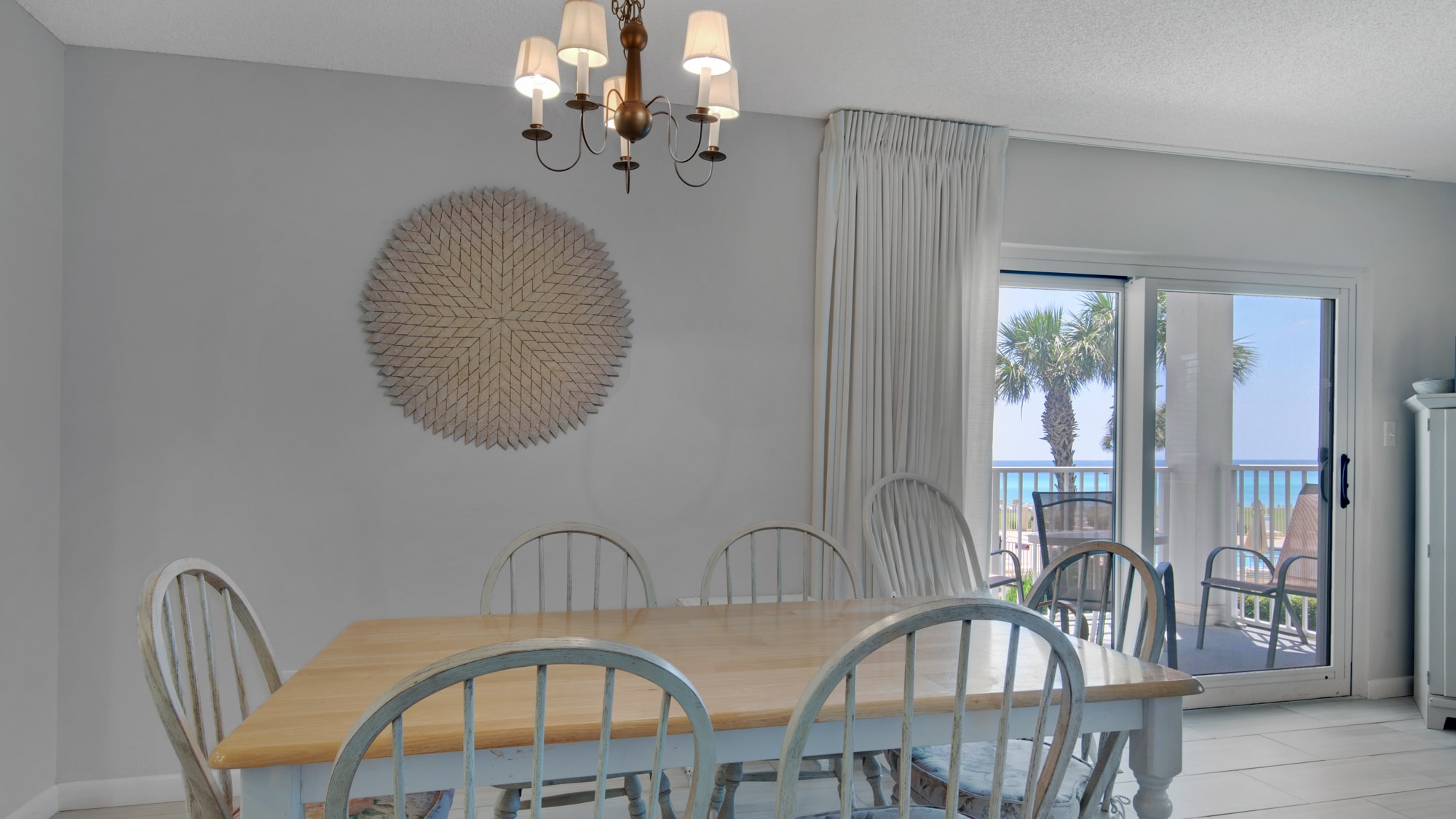 Sand Cliffs 214 Dining Area