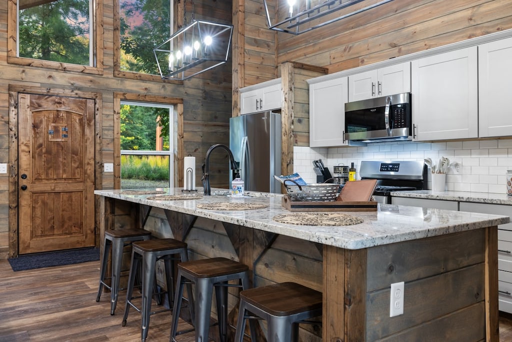 Kitchen island seating