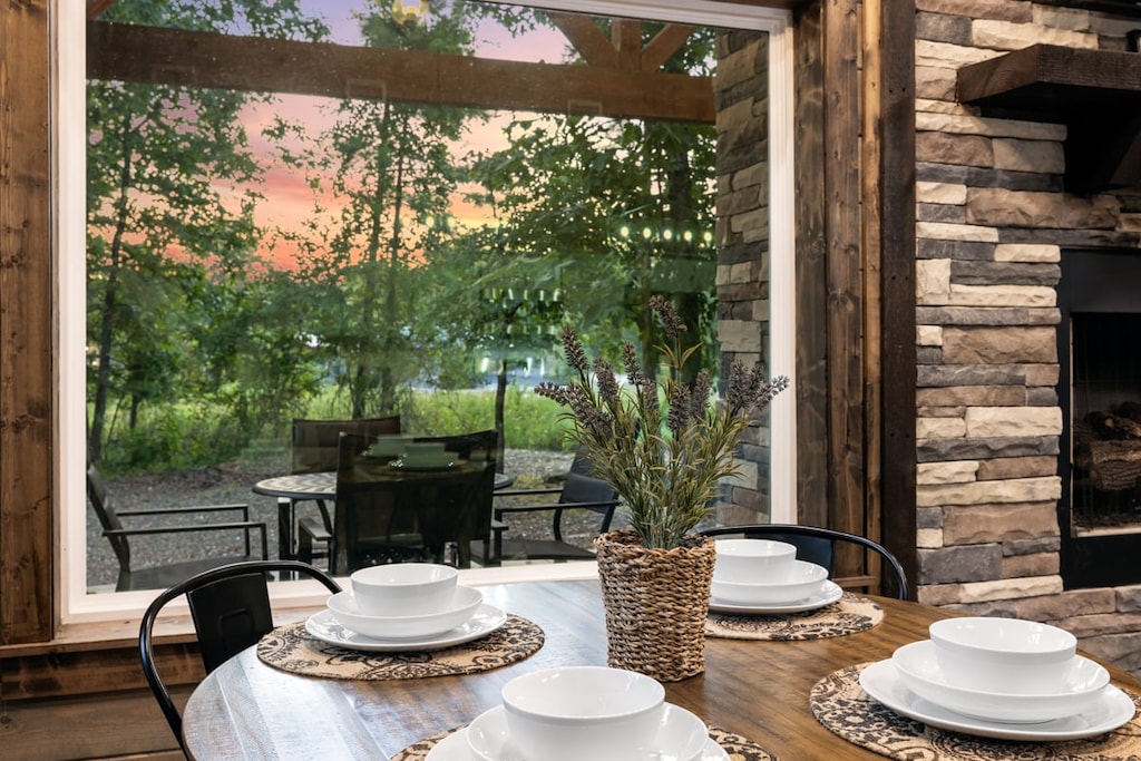 Let's eat with a view!