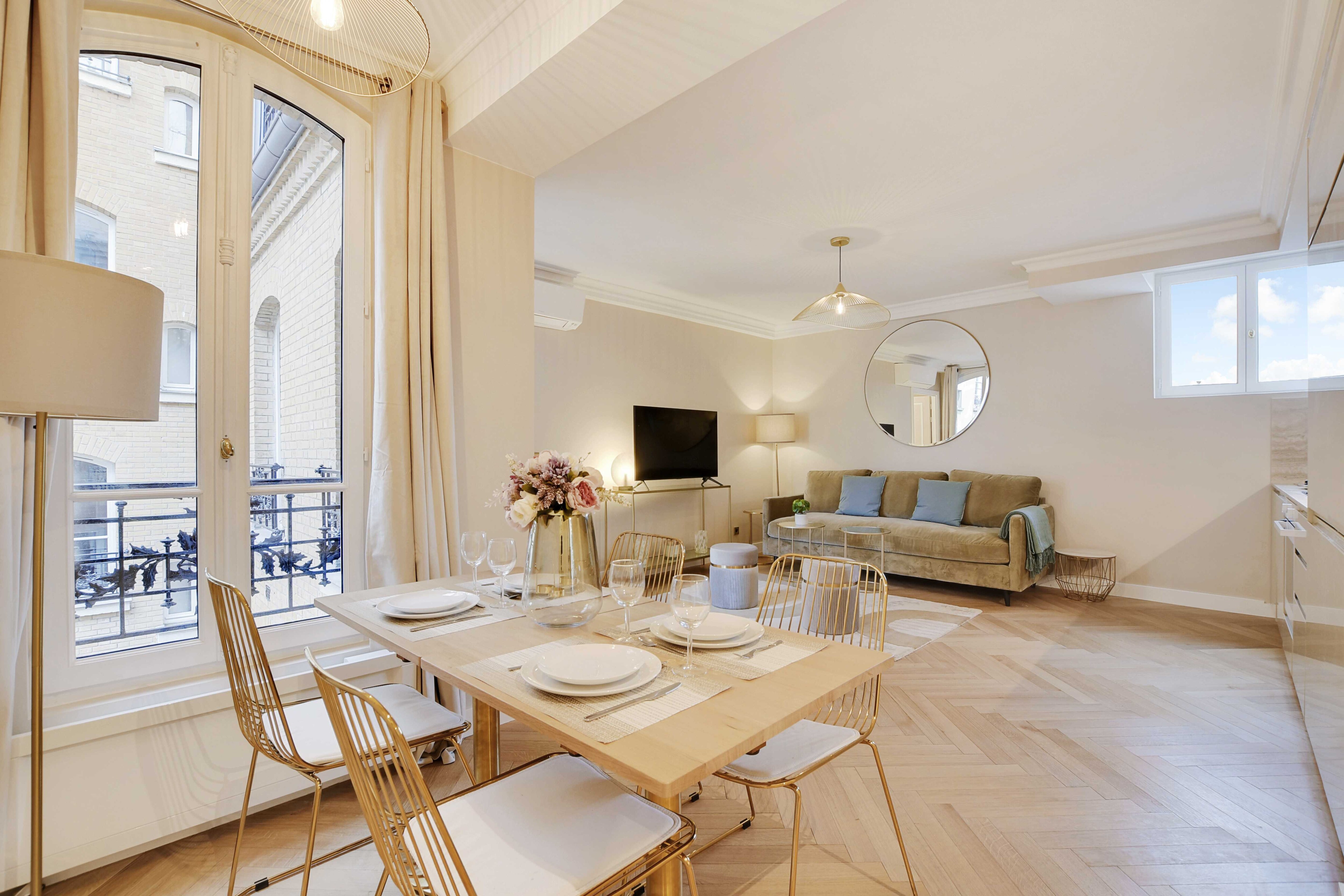 Property Image 2 - Stylish Parisian Living: Beautiful 45sqm Apartment
