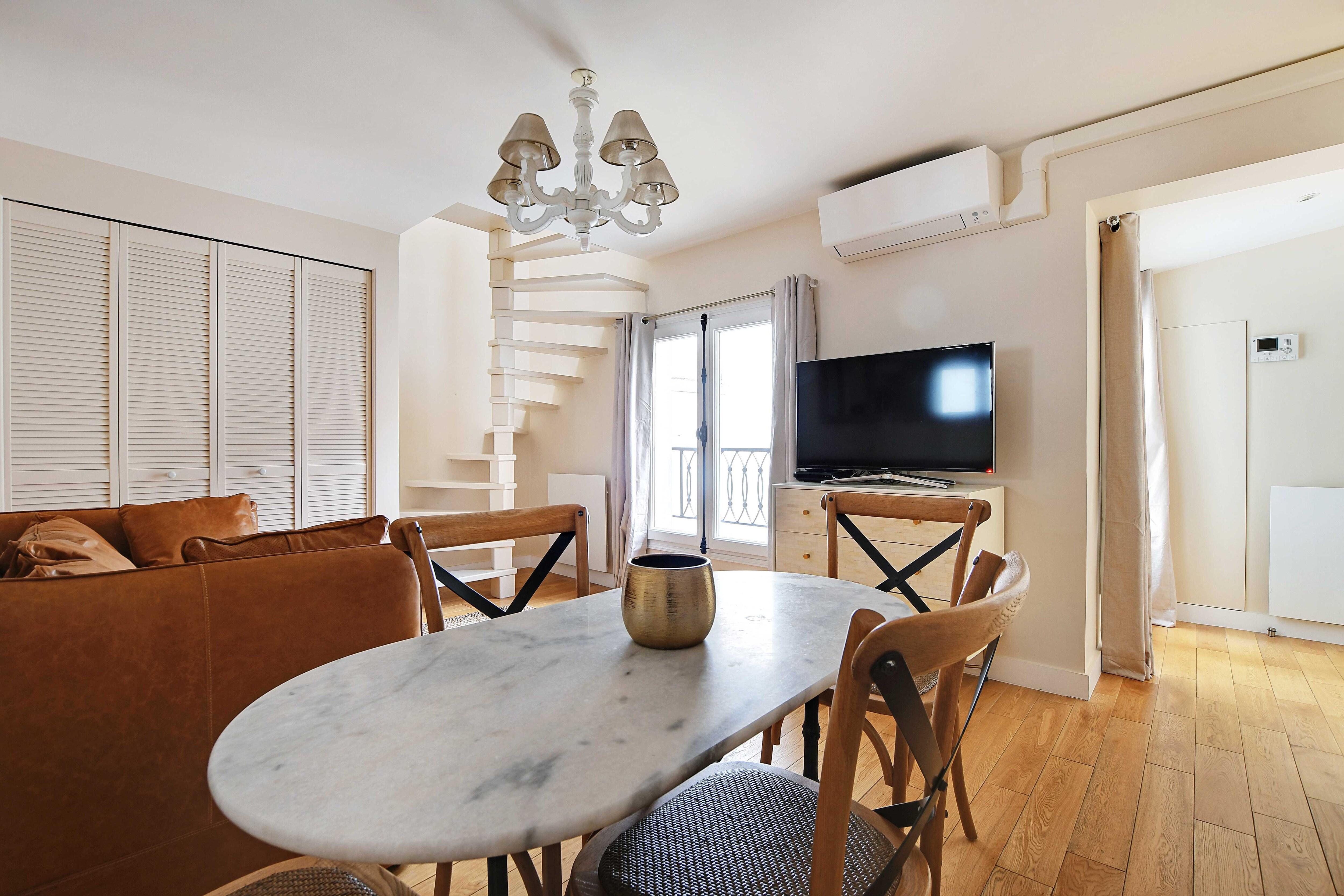 Property Image 2 - Chic 4-Person Duplex - Close to the Louvre Museum/Tuileries
