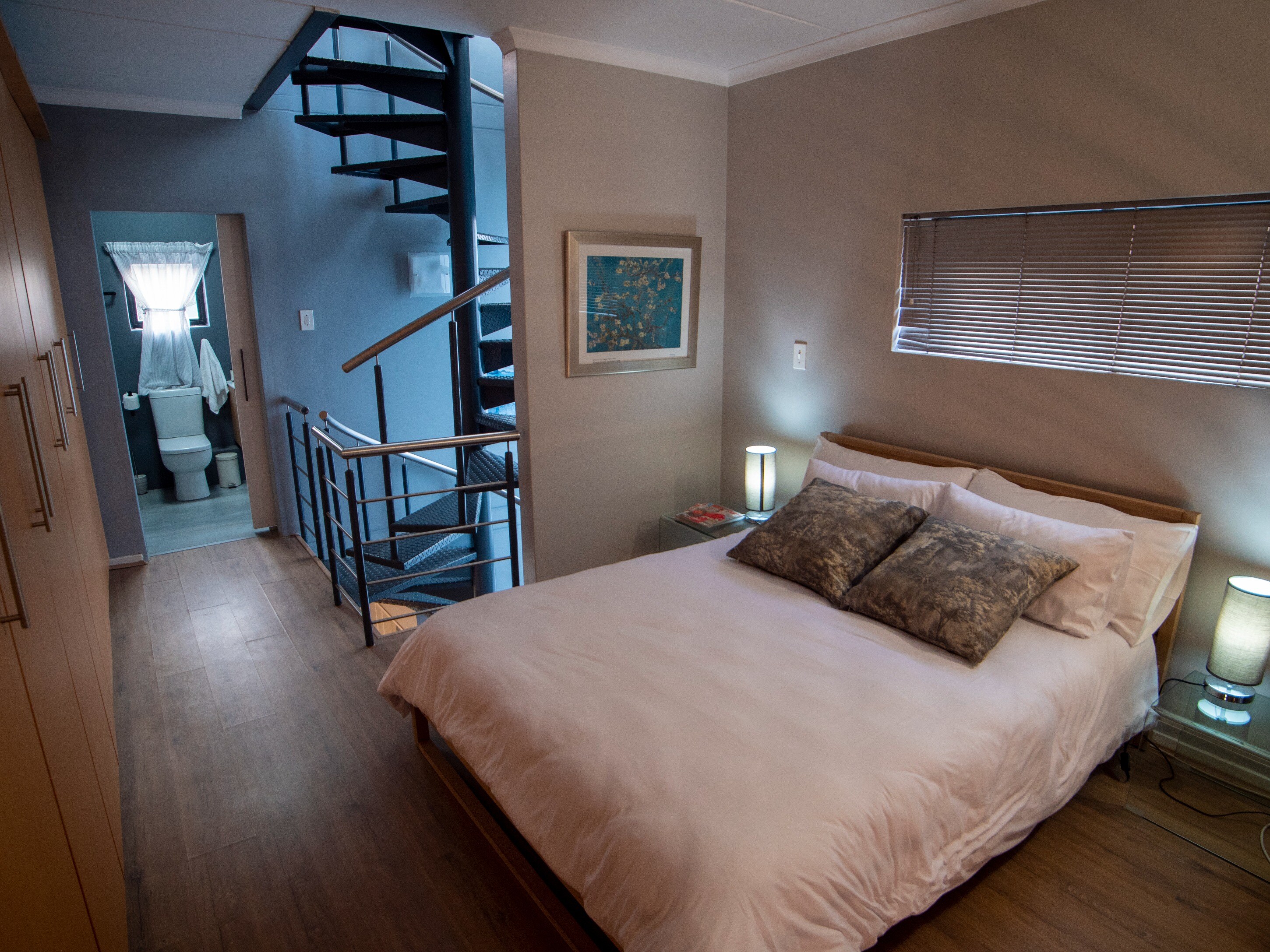 Property Image 2 - Beautiful Sandton Loft with Balcony and Pool