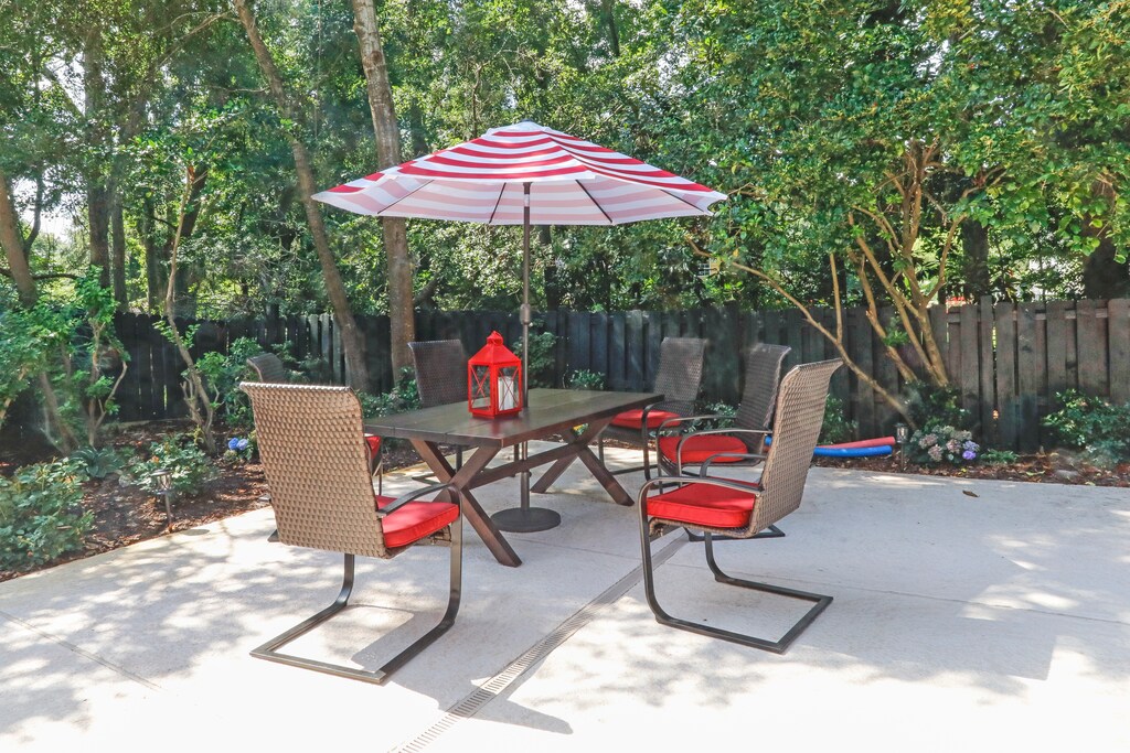 4  120 DRUID OAKS LN  PATIO 1  PS-3589