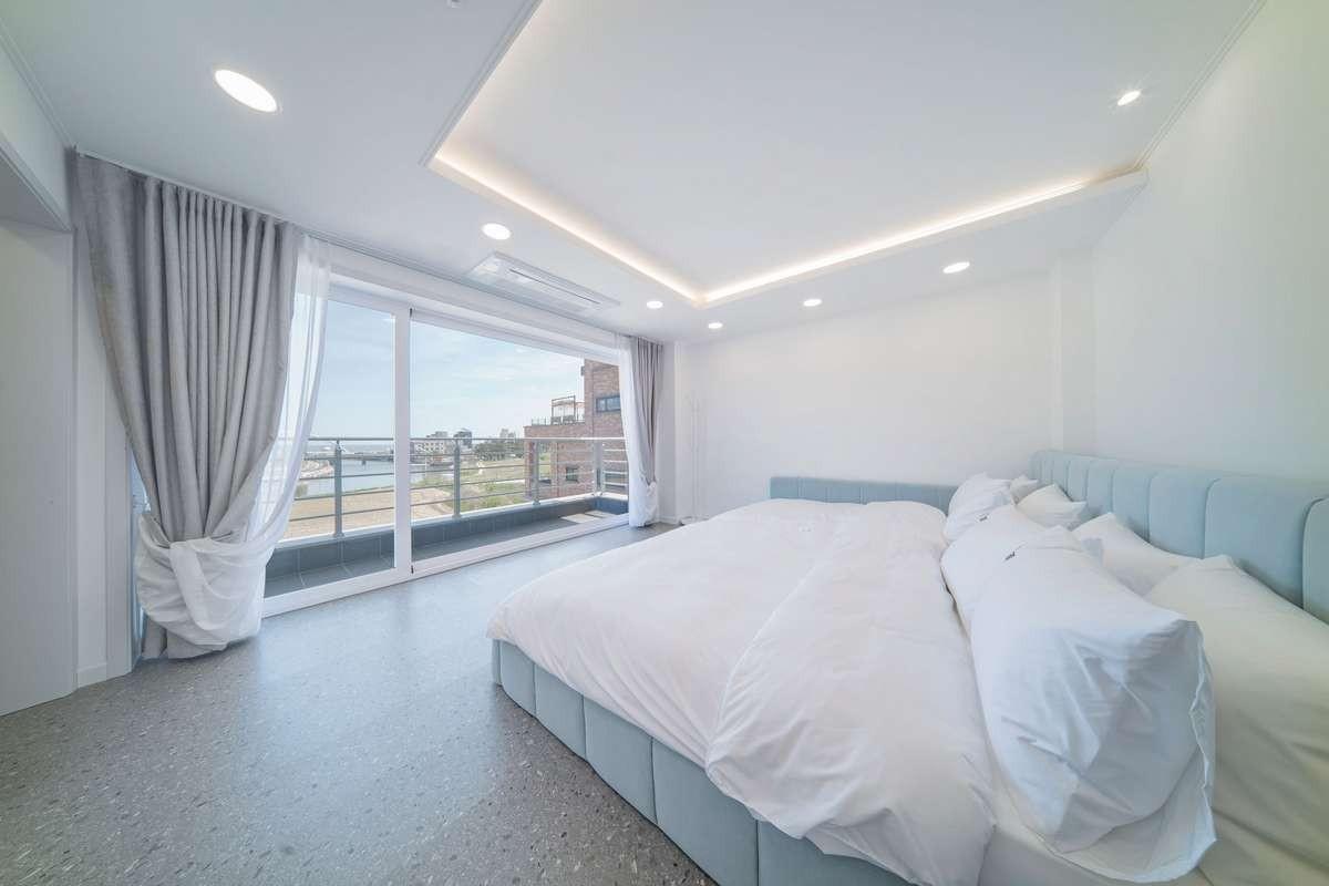 Property Image 2 - Gangneung The Gangmun Poolvilla and Spa Oceanview - 202 Poolvilla