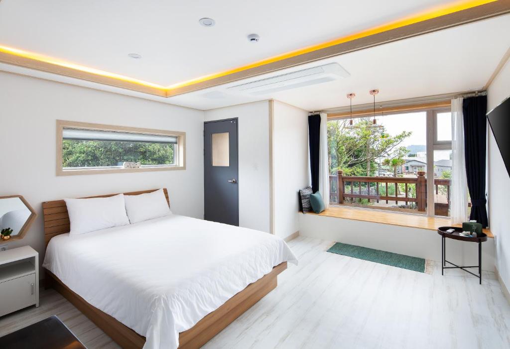 Property Image 2 - Jeju Abientot - Double Room