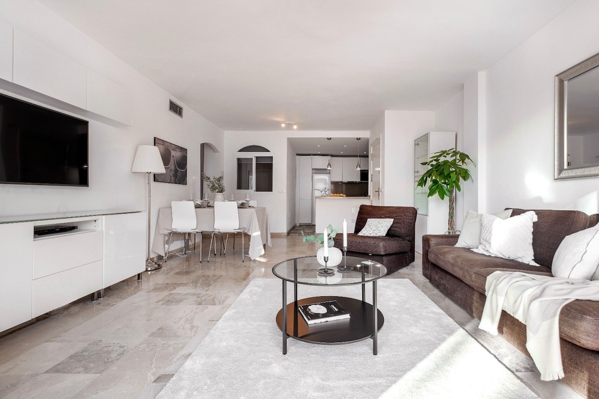 Property Image 1 - Lady Mia 