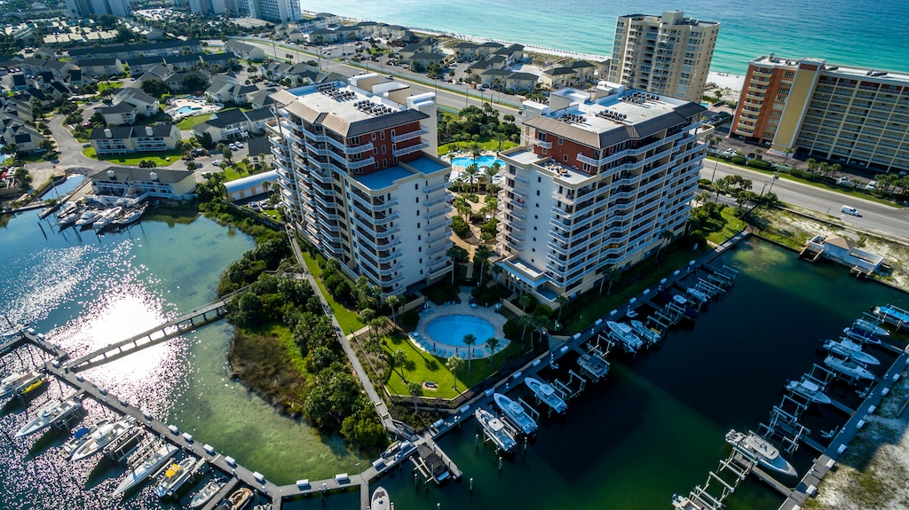 Harbor Landing