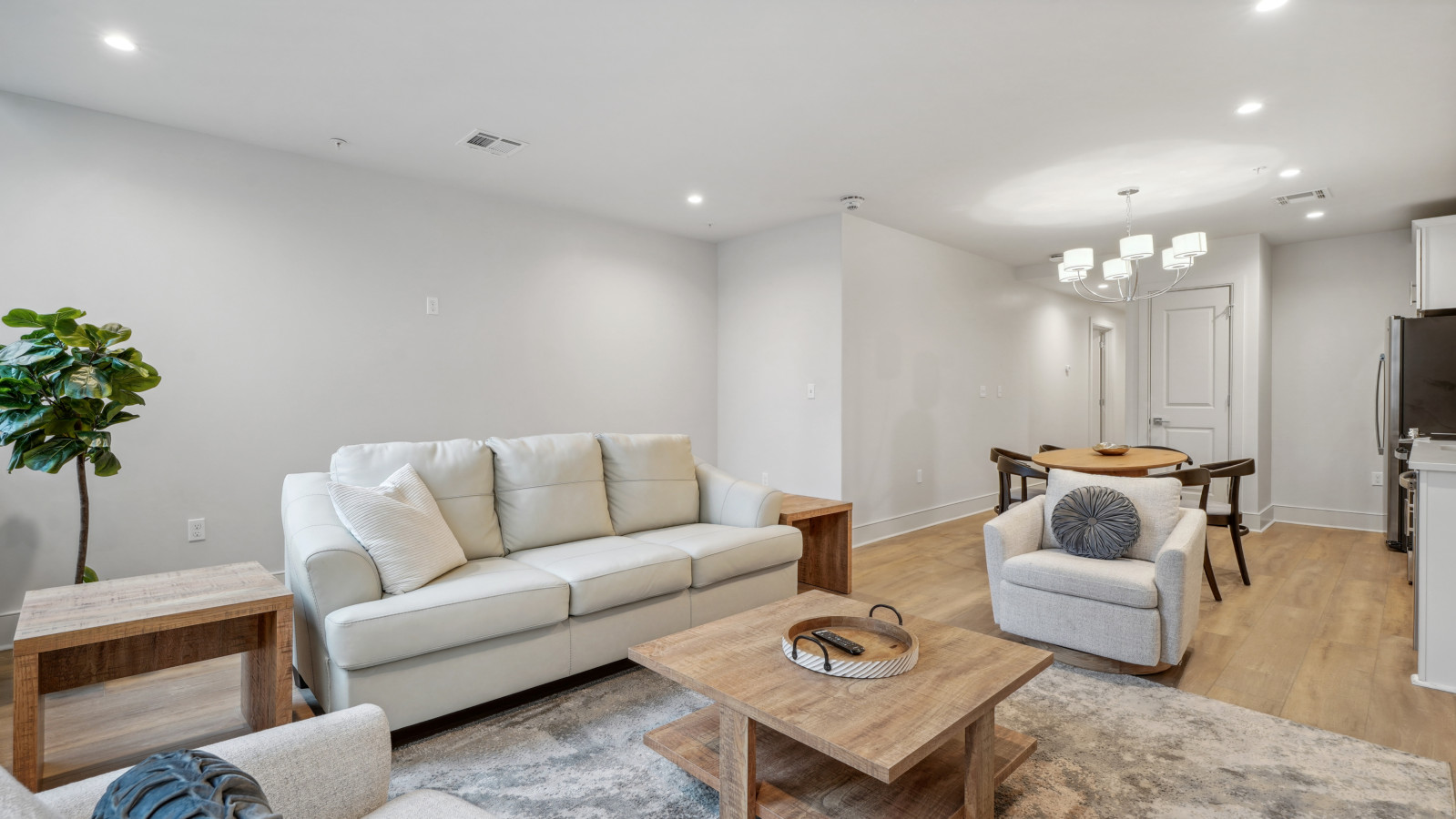 Property Image 1 - Perfect Fall Getaway! Rooftop Pool & Hot Tub Acc