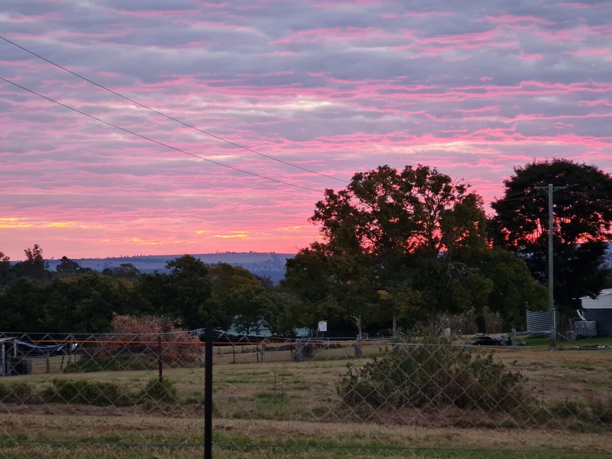 Property Image 1 - Sunset Retreat by Tiny Away