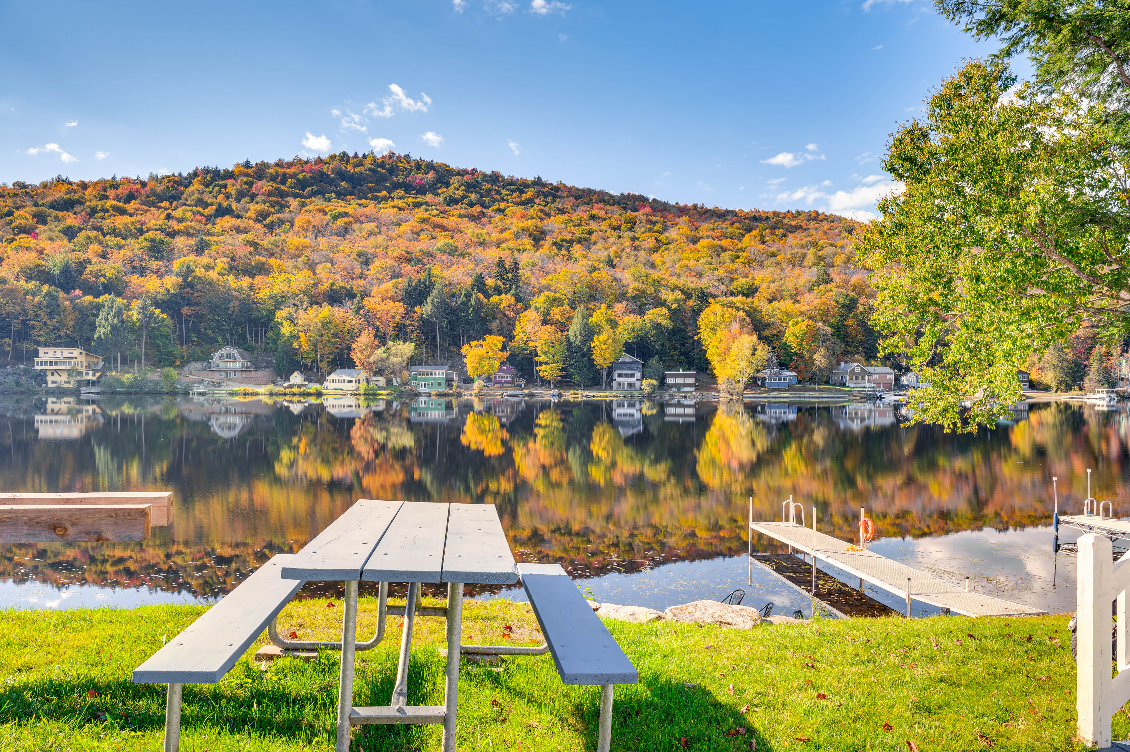 Property Image 1 - Peaceful Stark Cottage w/ Deck on South Ponds!