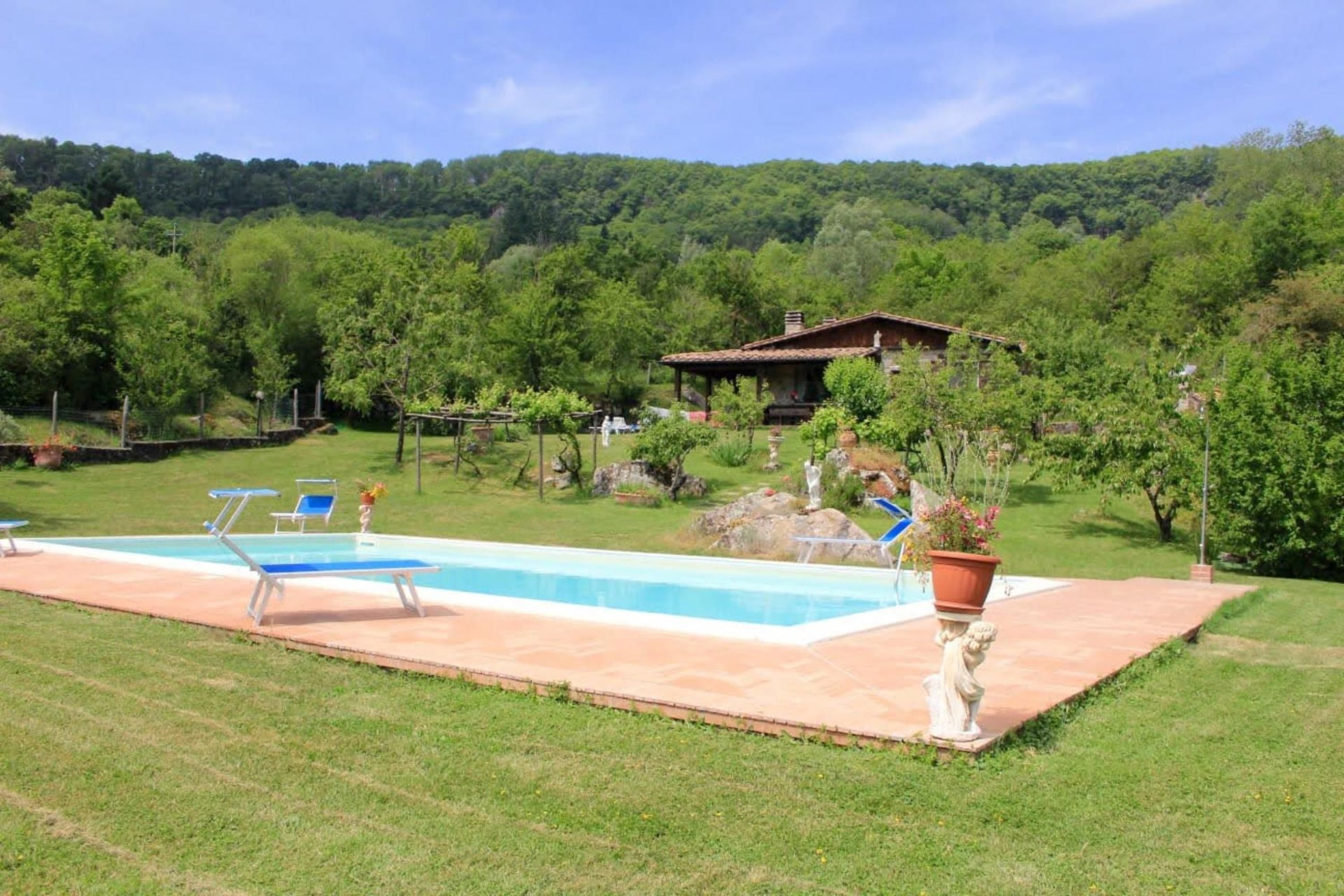 Property Image 1 - Stone farmhouse  panoramic garden with pool-Podere Mezzavia