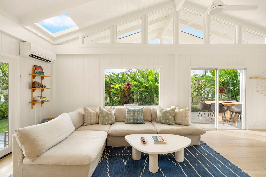 Luxurious furnishings and high end amenities