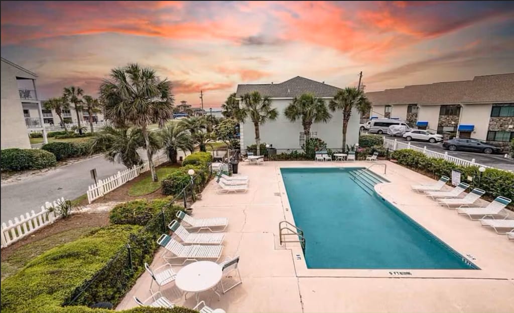 This pretty pool is steps away