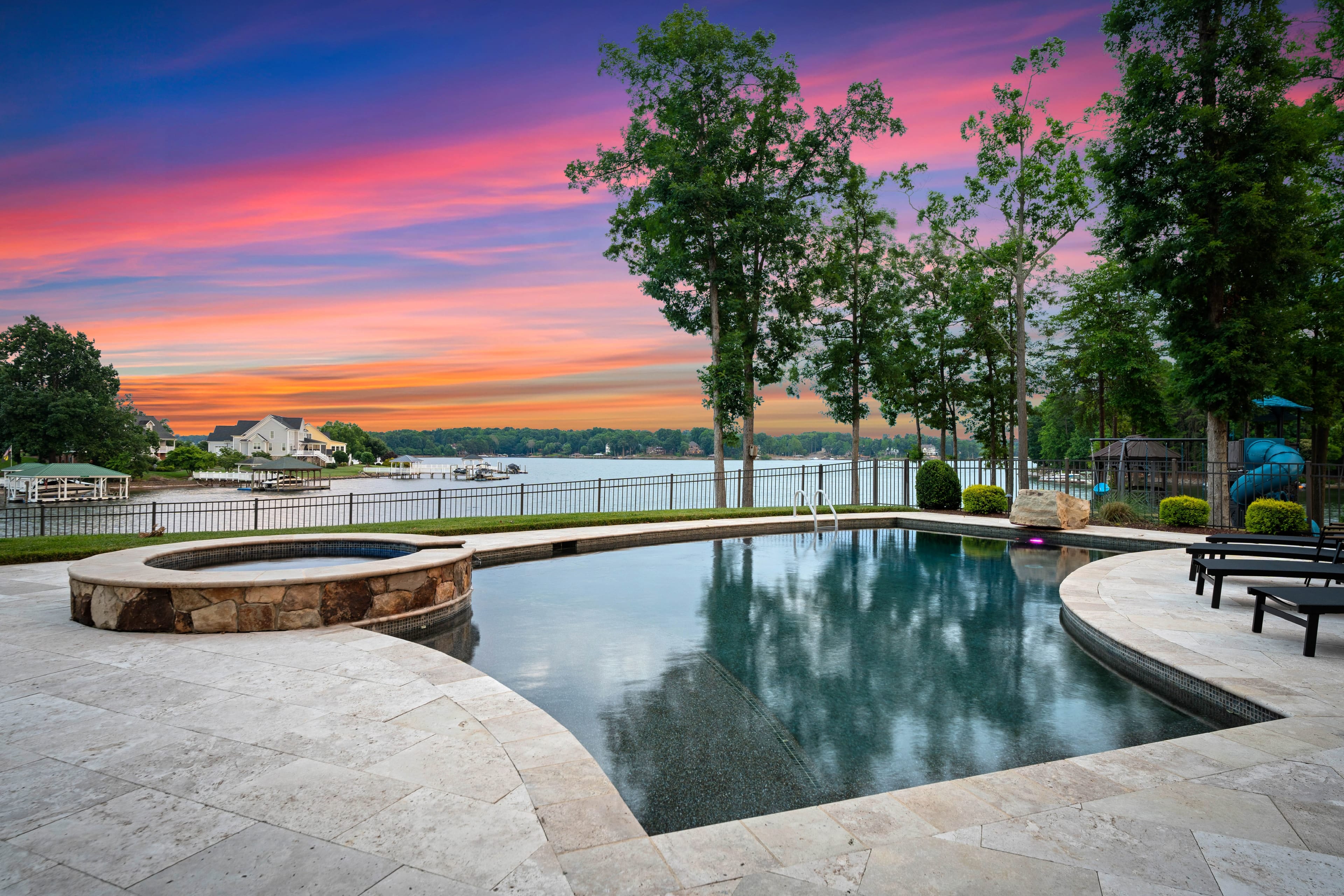 Welcome to Paradise Pointe! Amazing sunsets over the pool and spa.