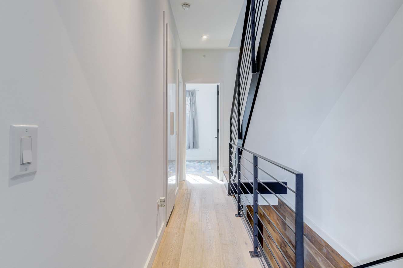 Property Image 1 - Modern Townhome 19A | Free Park | Hosted Property Manager