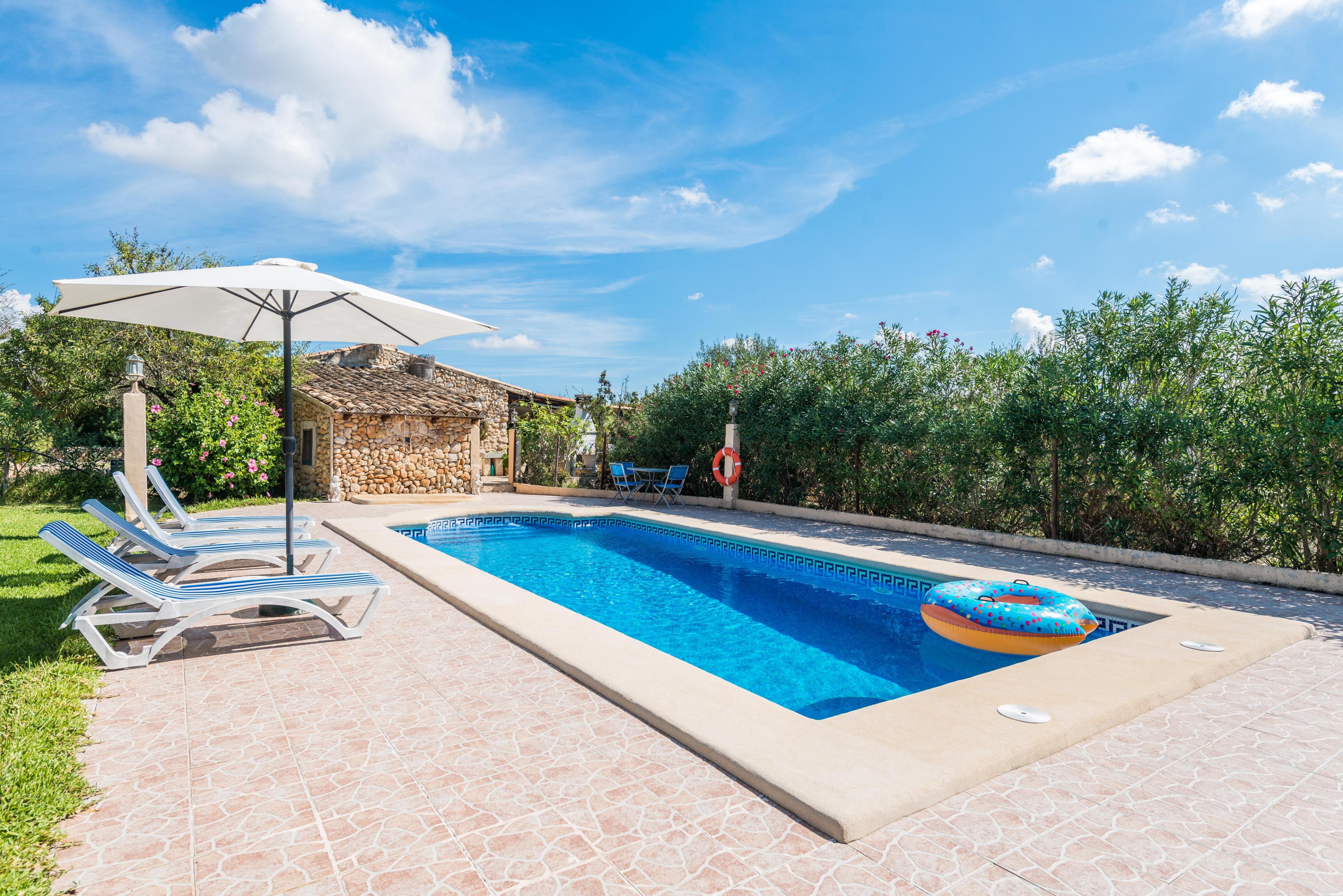 Property Image 2 - SA FIGUERA BLANCA - Great traditional villa with private pool in inland Majorca.