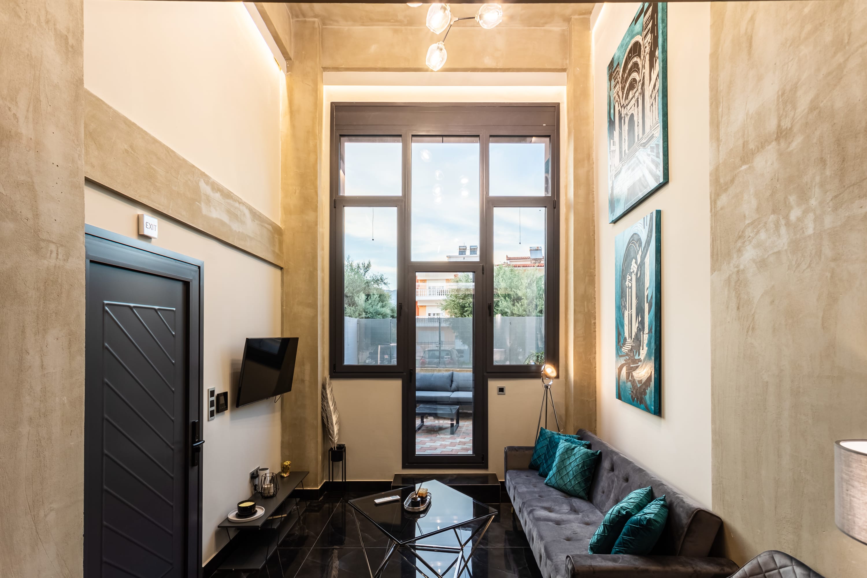 Property Image 1 - Ventiri Lofts - Luxury Duplex w/Private Garden