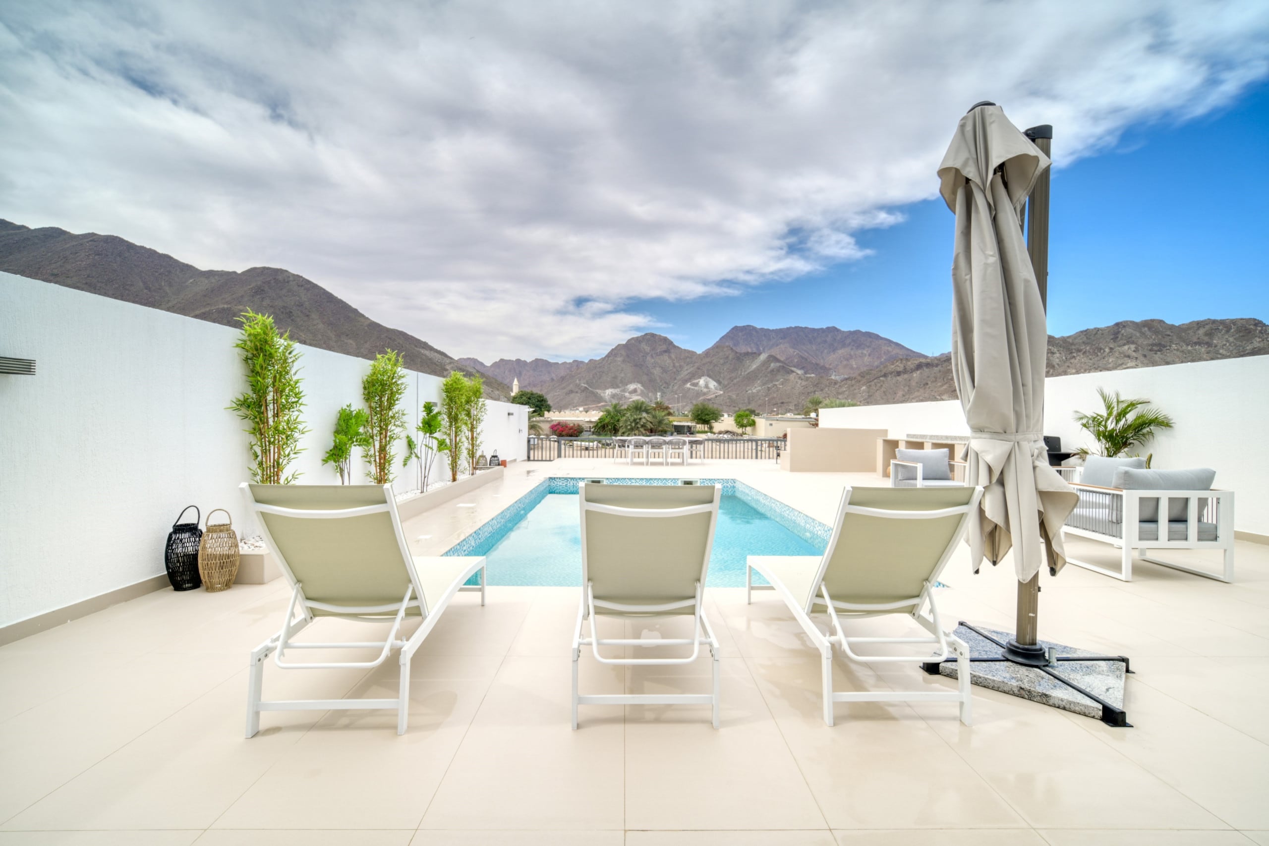 Property Image 1 - Beautiful 3BR Villa with Assistant Room Al Dana Island, Fujairah