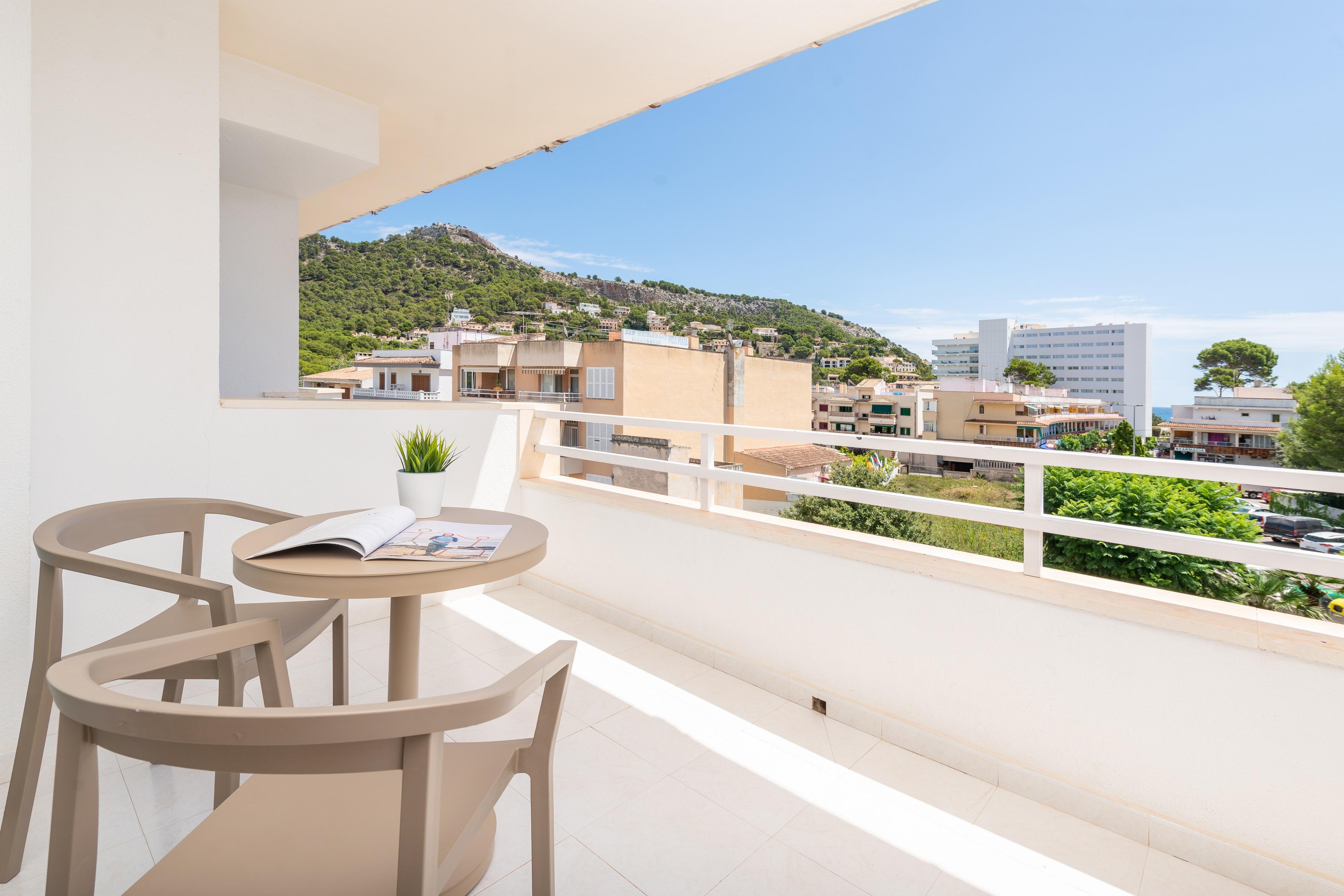 Property Image 1 - MASSANET (2B) - Stylish apartment with terrace, located 250 meters from the beach.