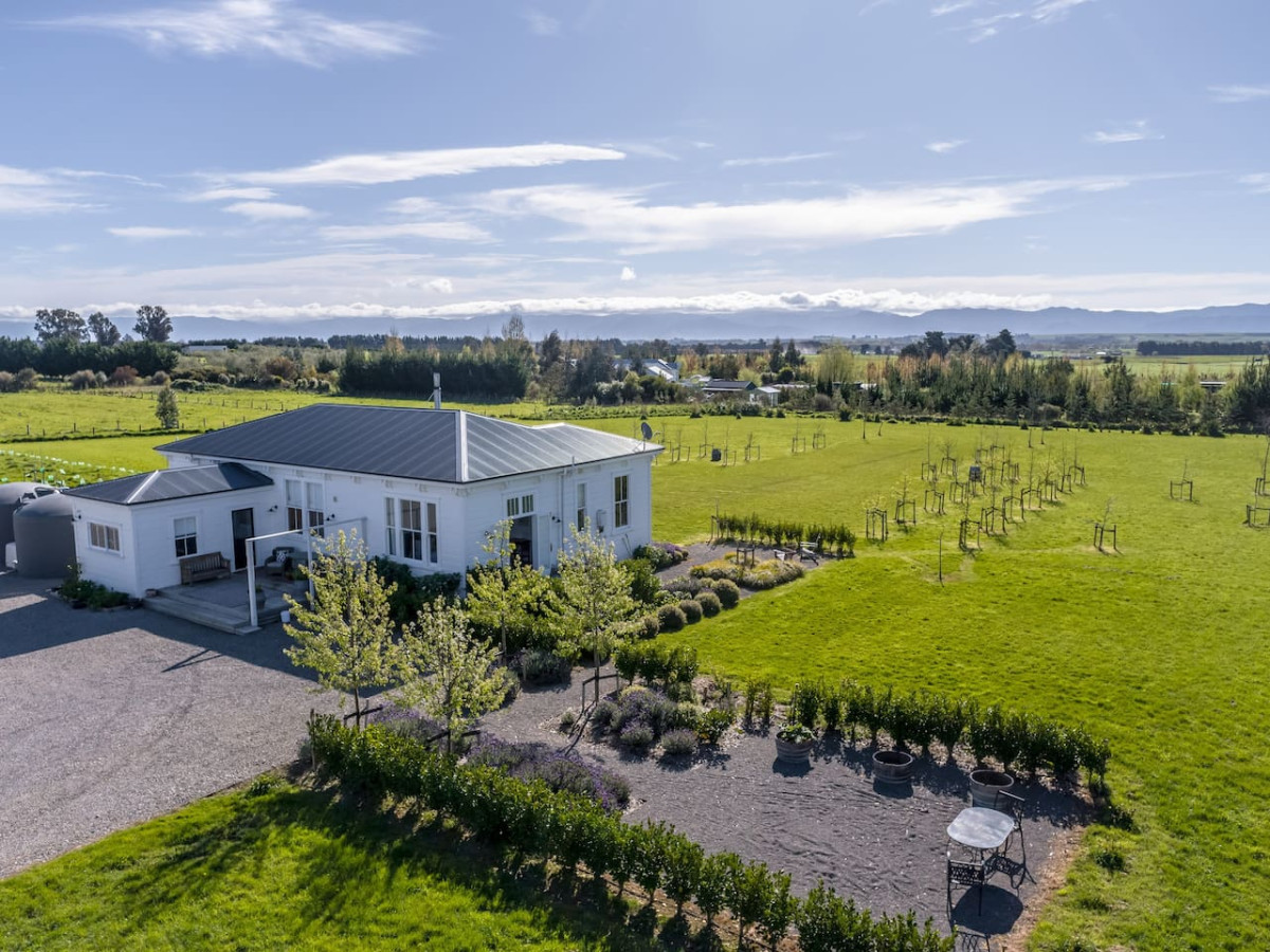 Property Image 1 - The White House, Martinborough