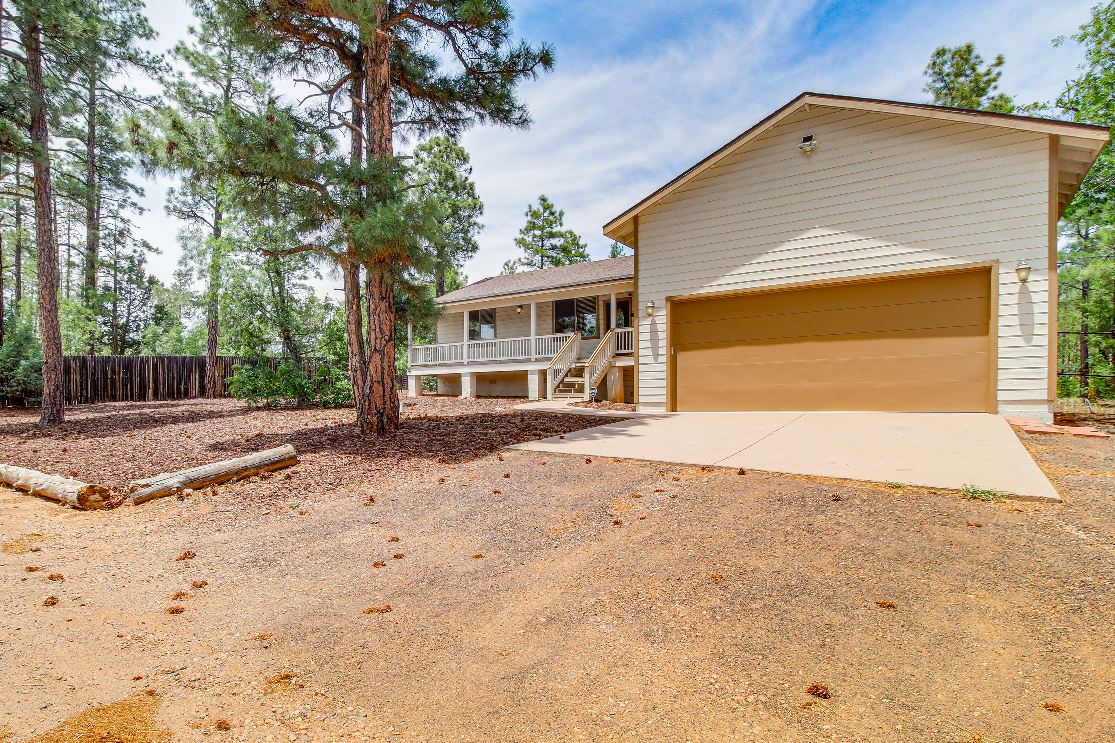 Property Image 1 - Arizona High Country Cabin: Close to Trails!