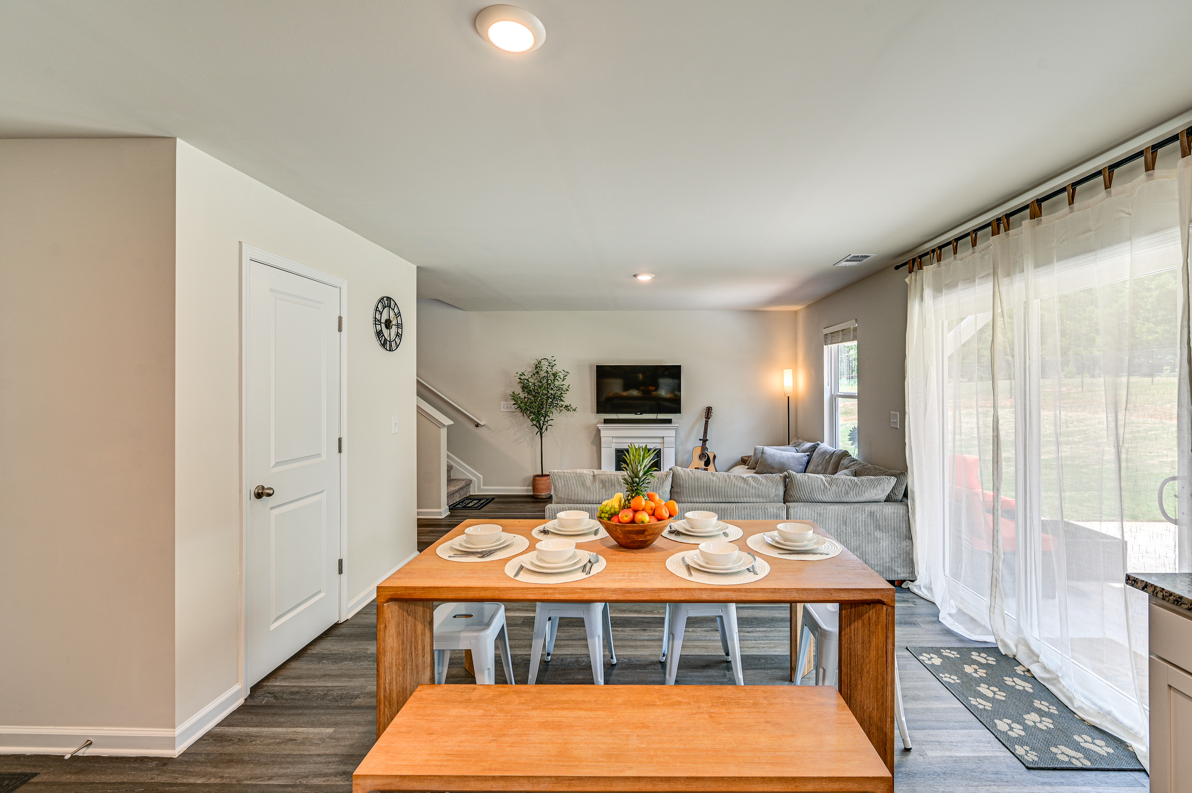 < 1 Mi to Lake Hartwell! Home w/ Pet-Friendly Yard