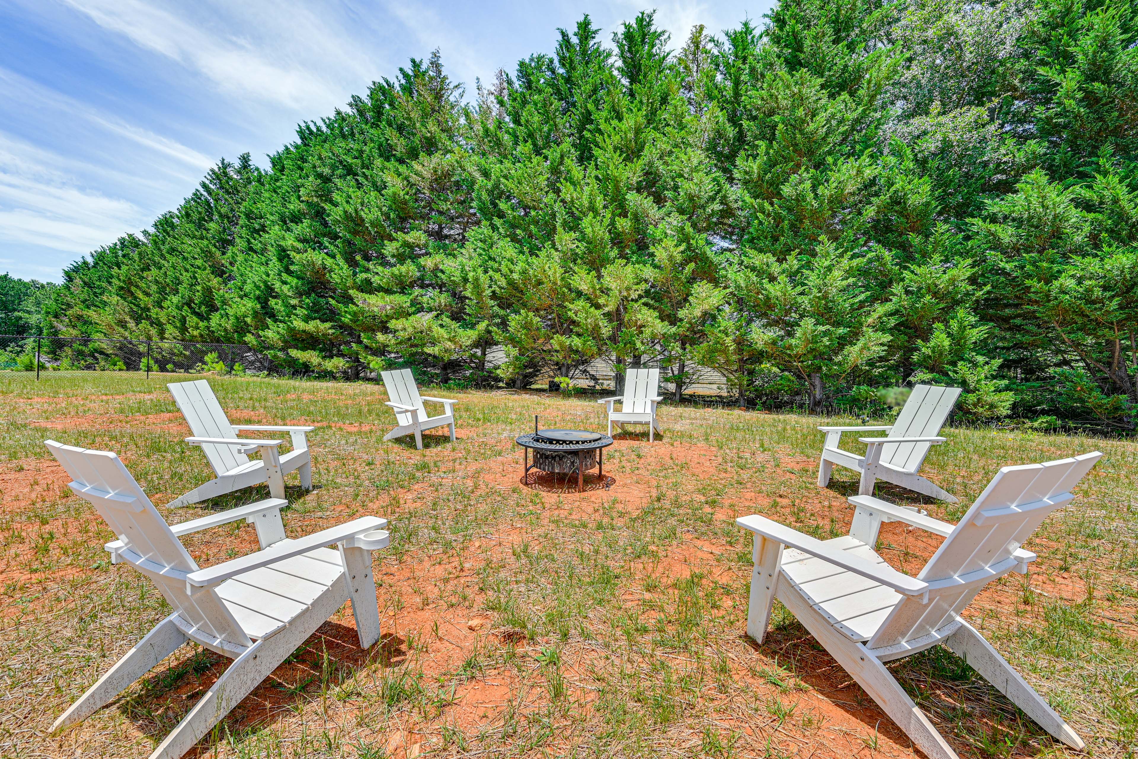 Property Image 2 - Modern Anderson Home w/ Fire Pit & Grill