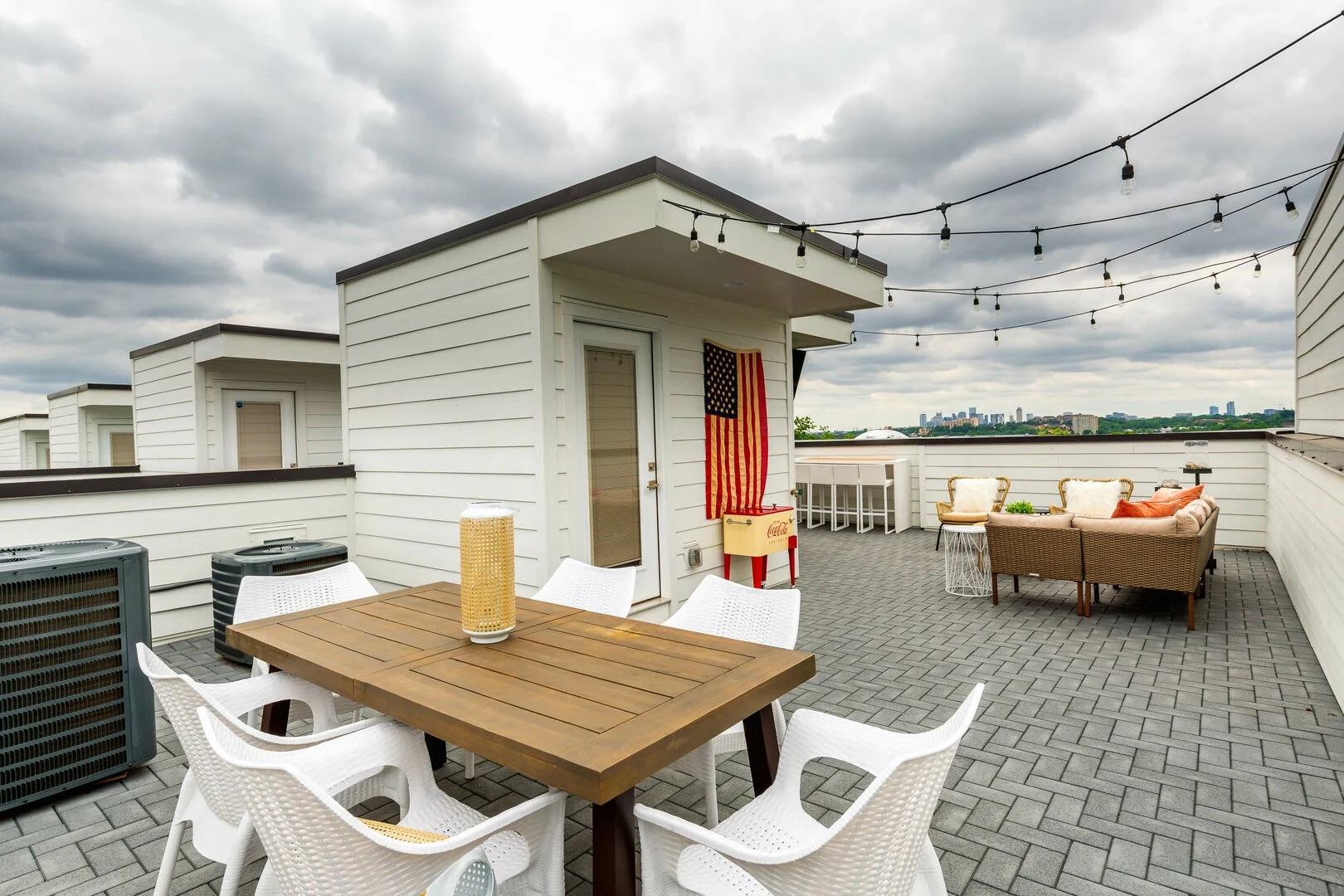 Property Image 1 - Nashville Nirvana-Rooftop Deck-City Skyline views