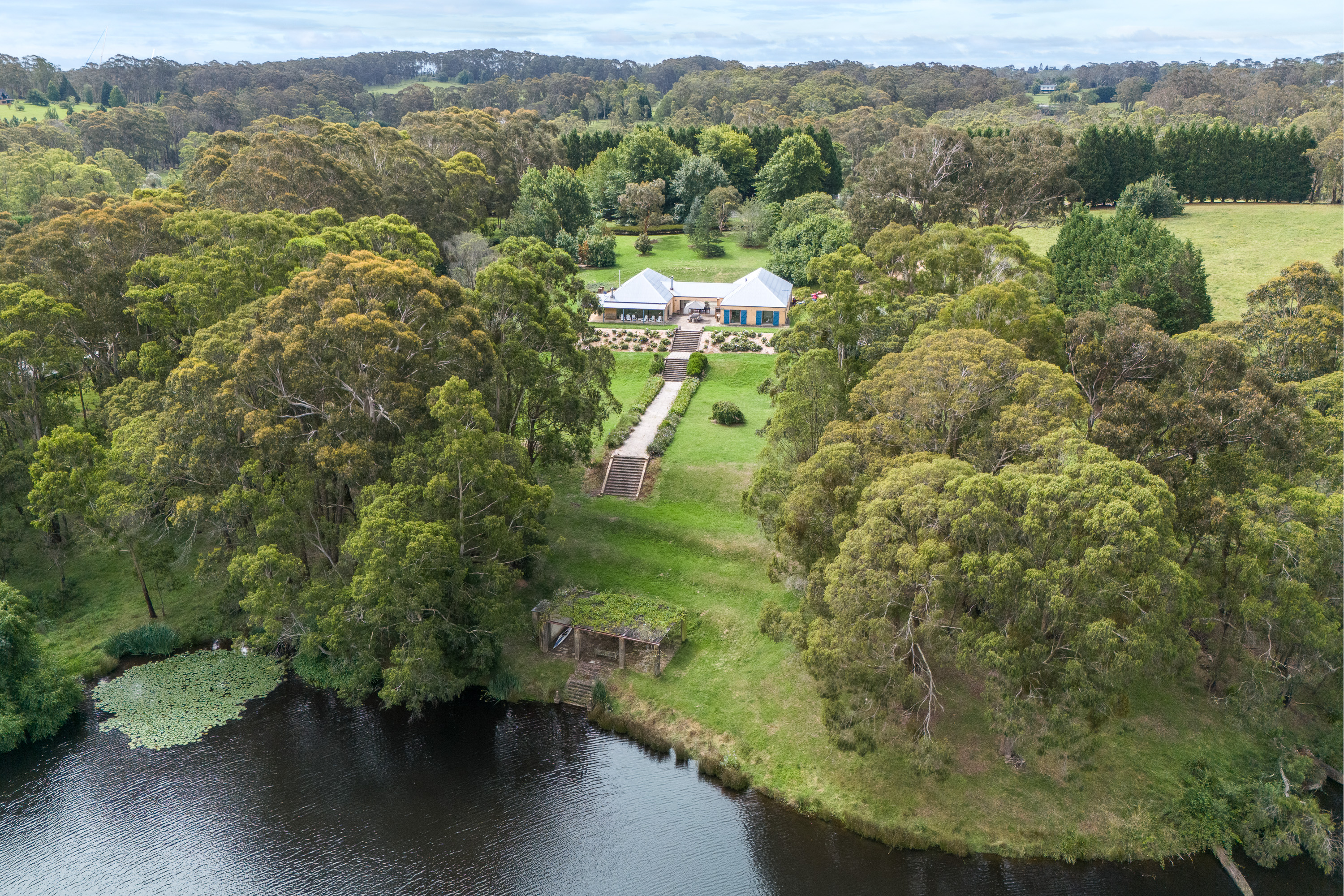 Property Image 1 - The Bundanoon Lakehouse