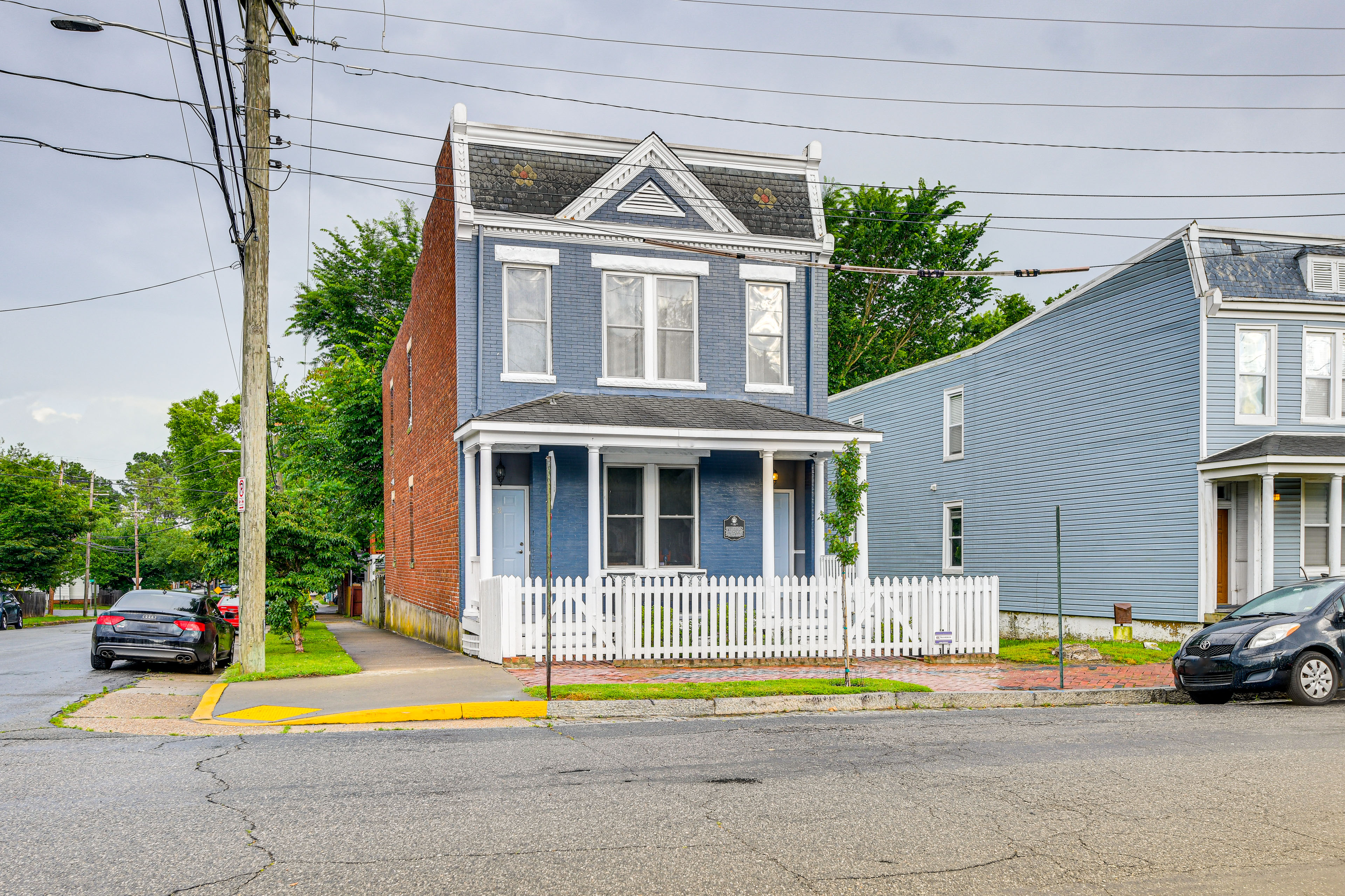 Property Image 2 - Renovated Richmond Townhome in Church Hill!