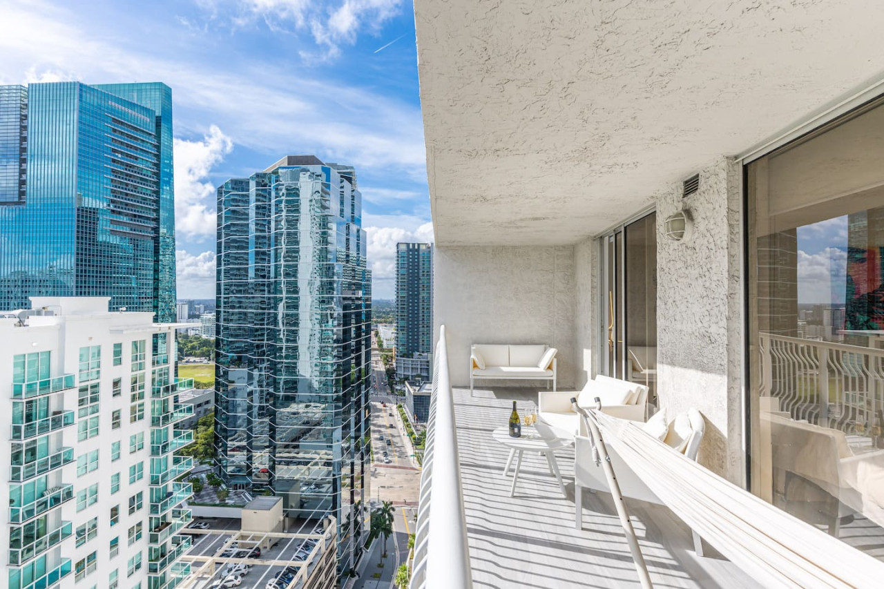 Magnificent Ocean Sky Residence