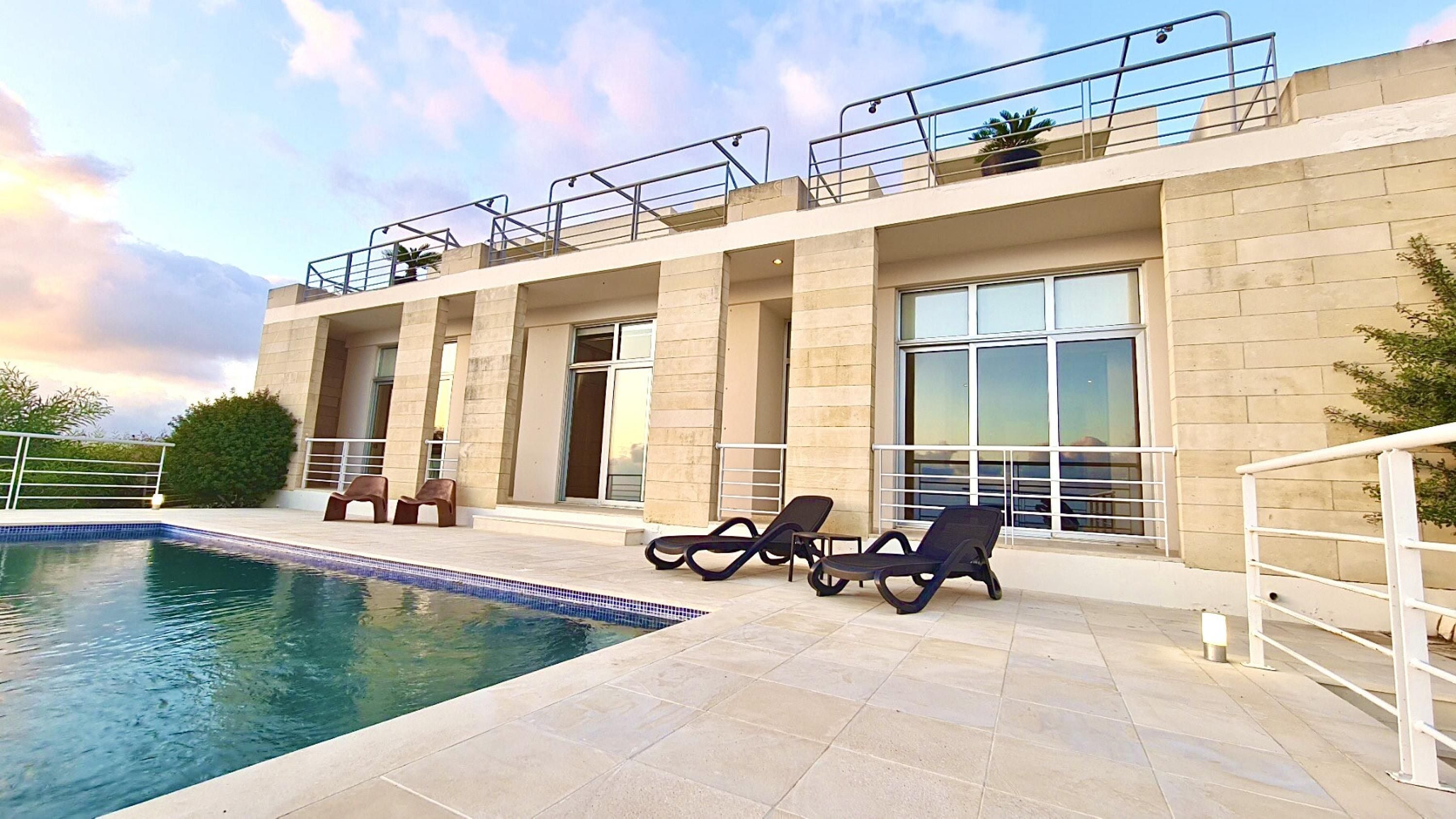 95 1  TLA - STAY Sunset Grand Palazzo