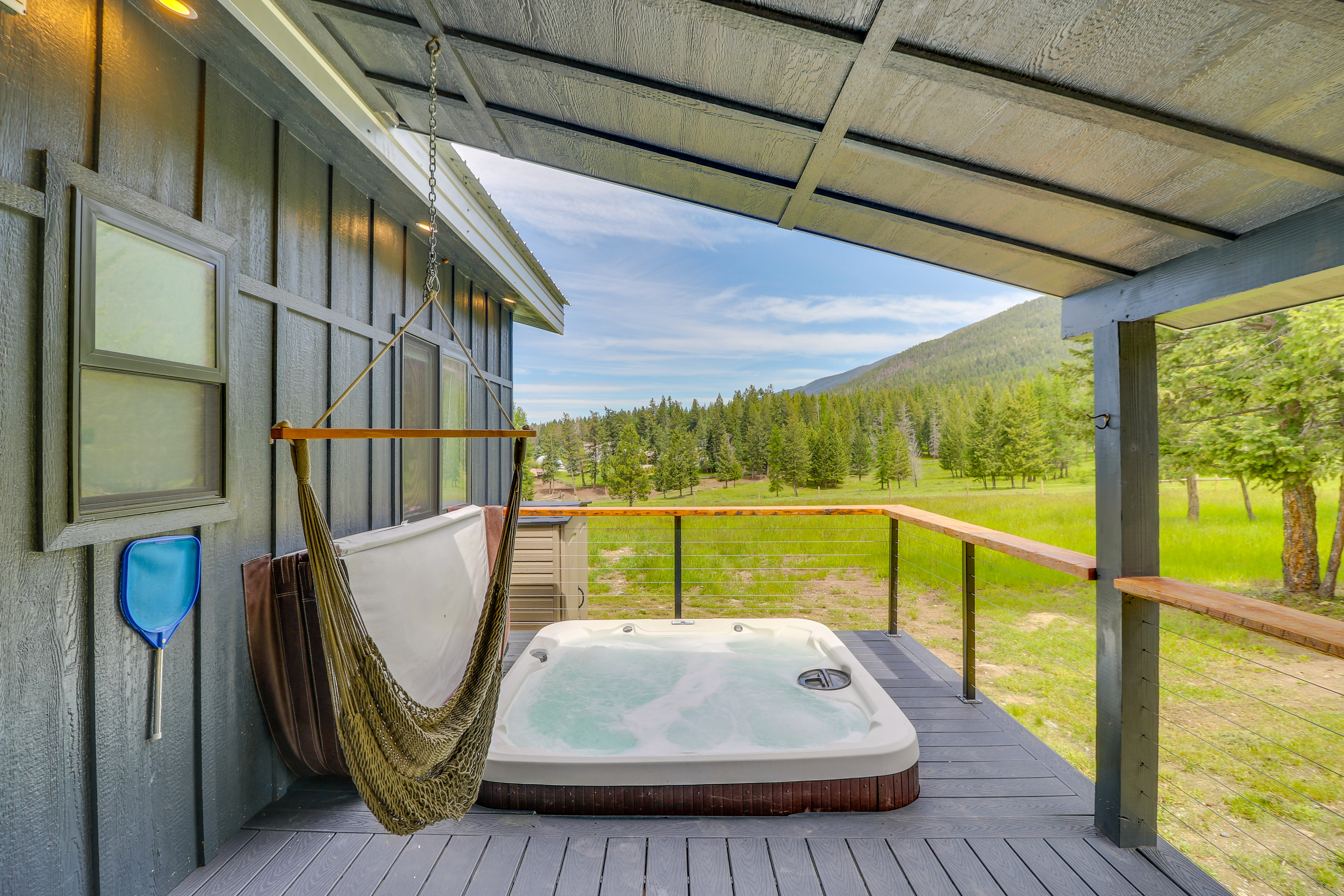 Property Image 2 - Eureka ’Sunset Valley Retreat’ w/ Hot Tub & Views!