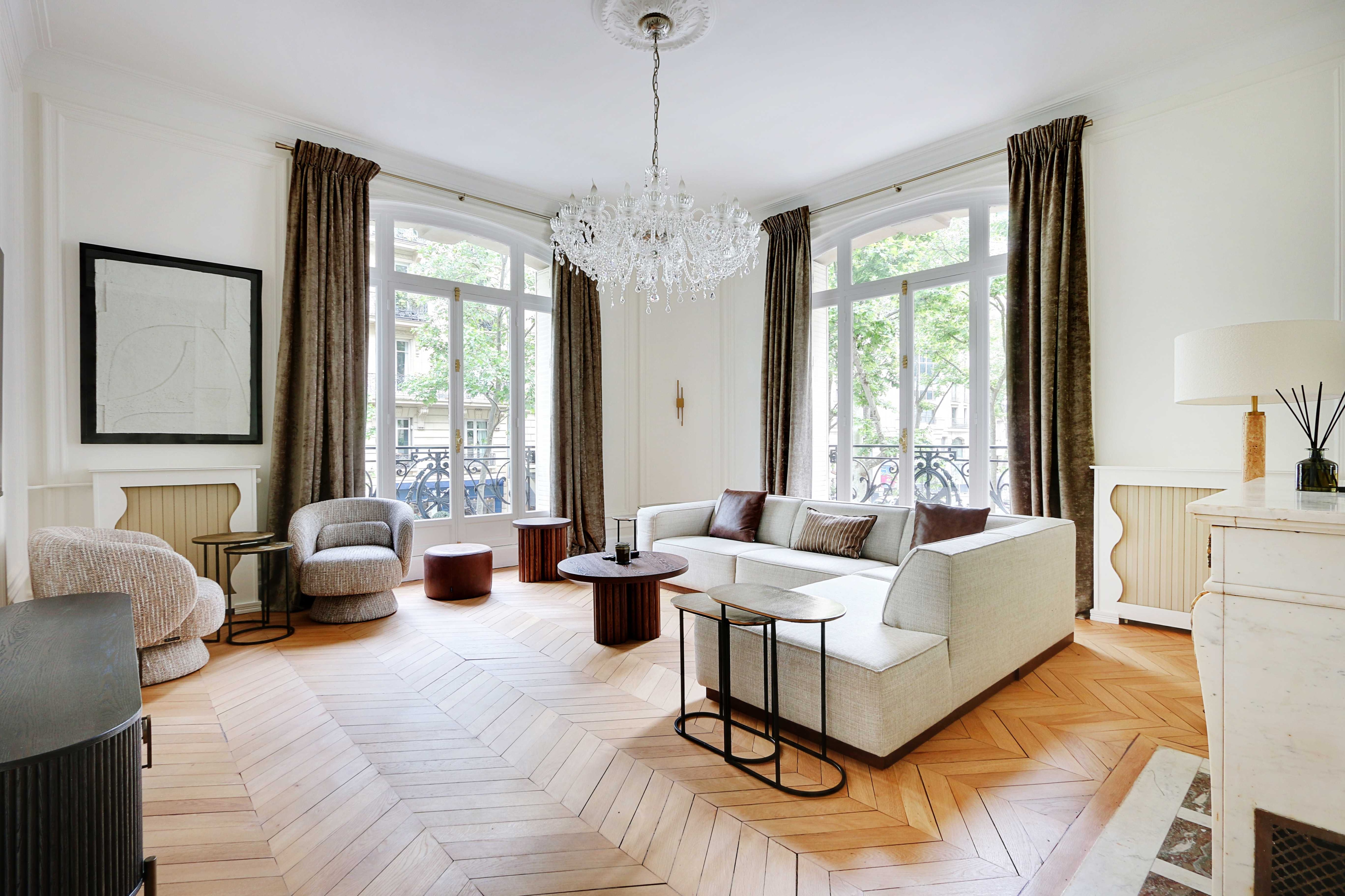 Property Image 1 - Elegant 120 m² Apt in Paris 16th 2BR/4P