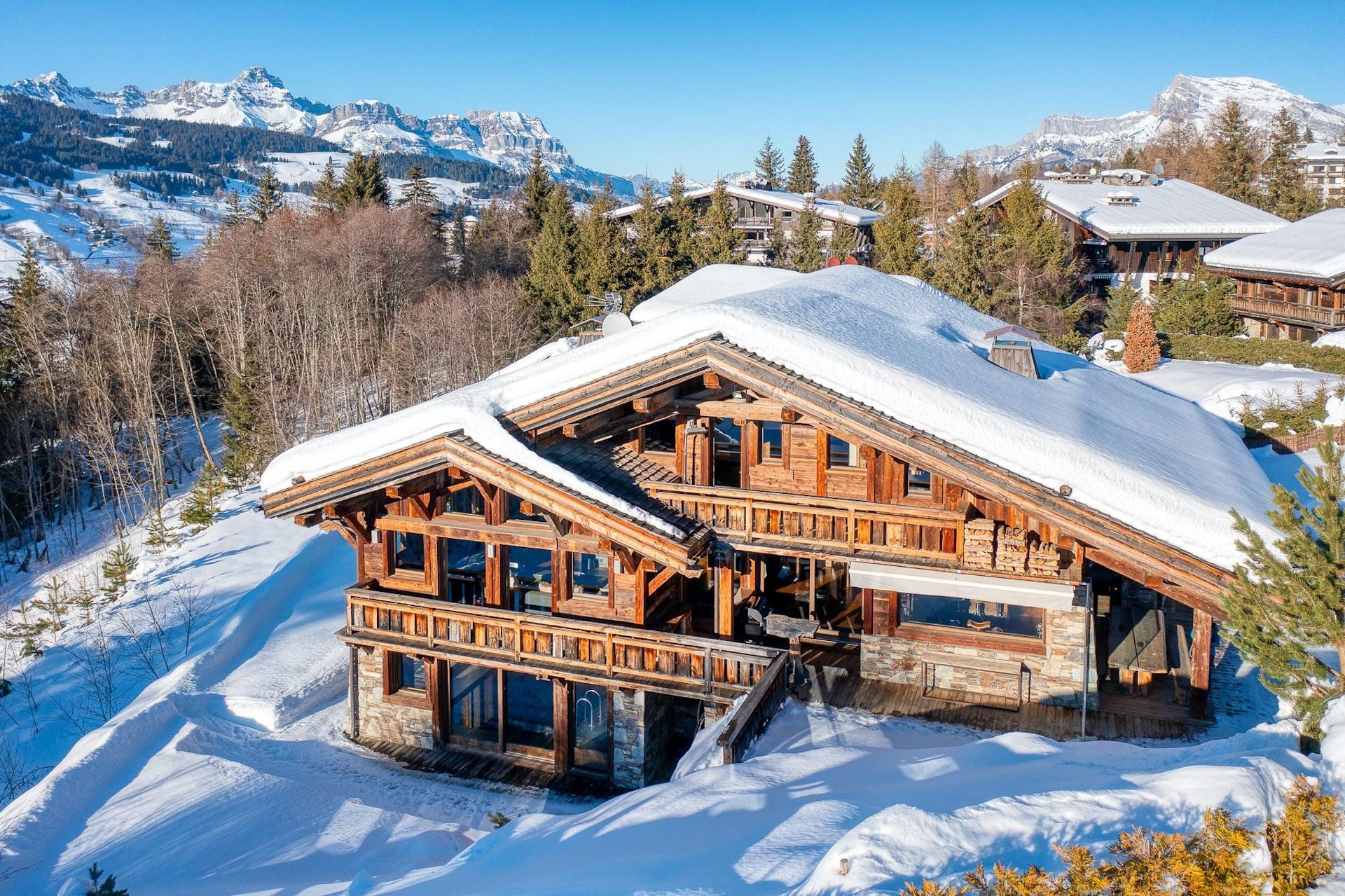 Property Image 1 - Luxury Chalet With Admirable And Relaxing Views