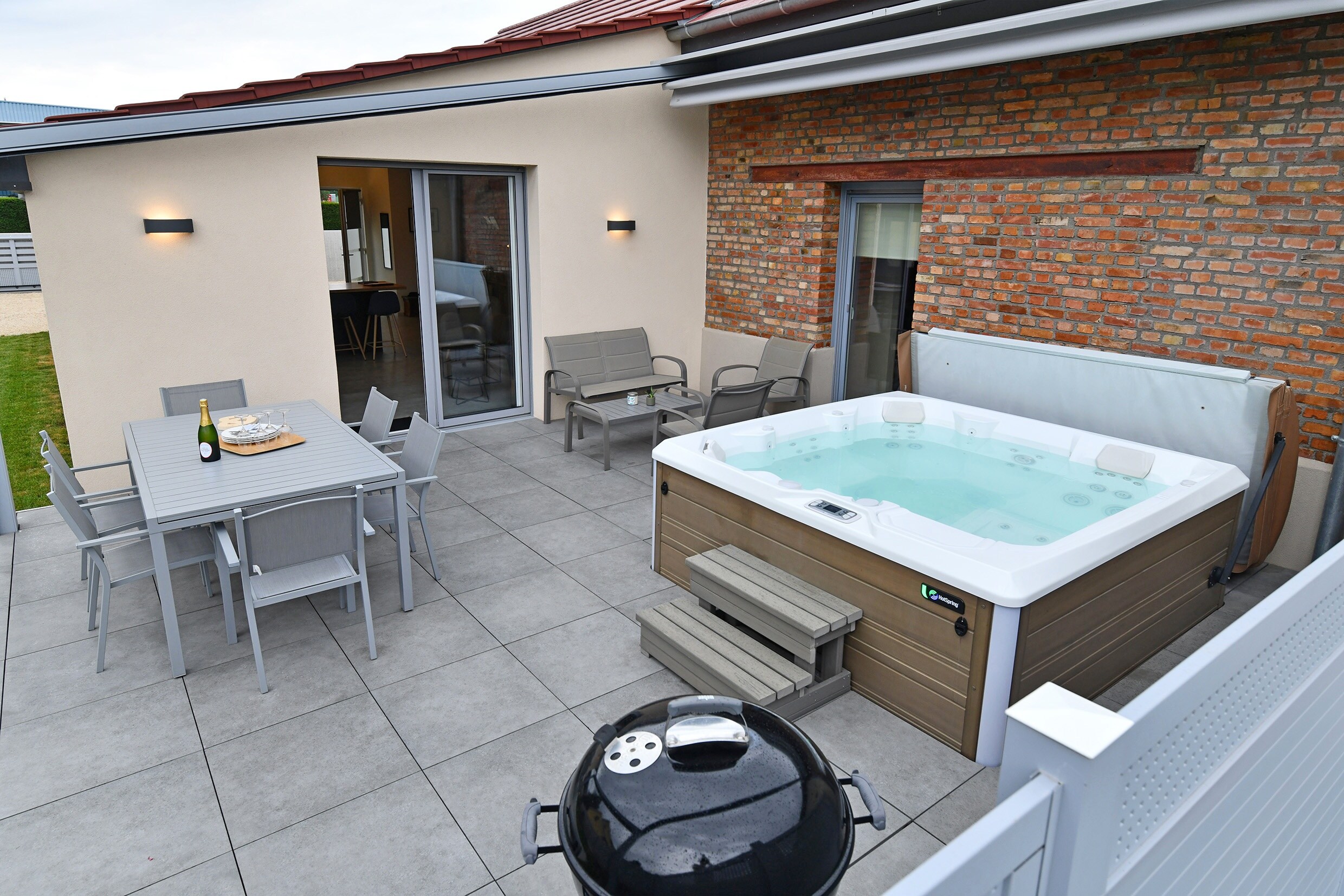 Property Image 2 - L’Atelier de notre Grand-Père - Jacuzzi