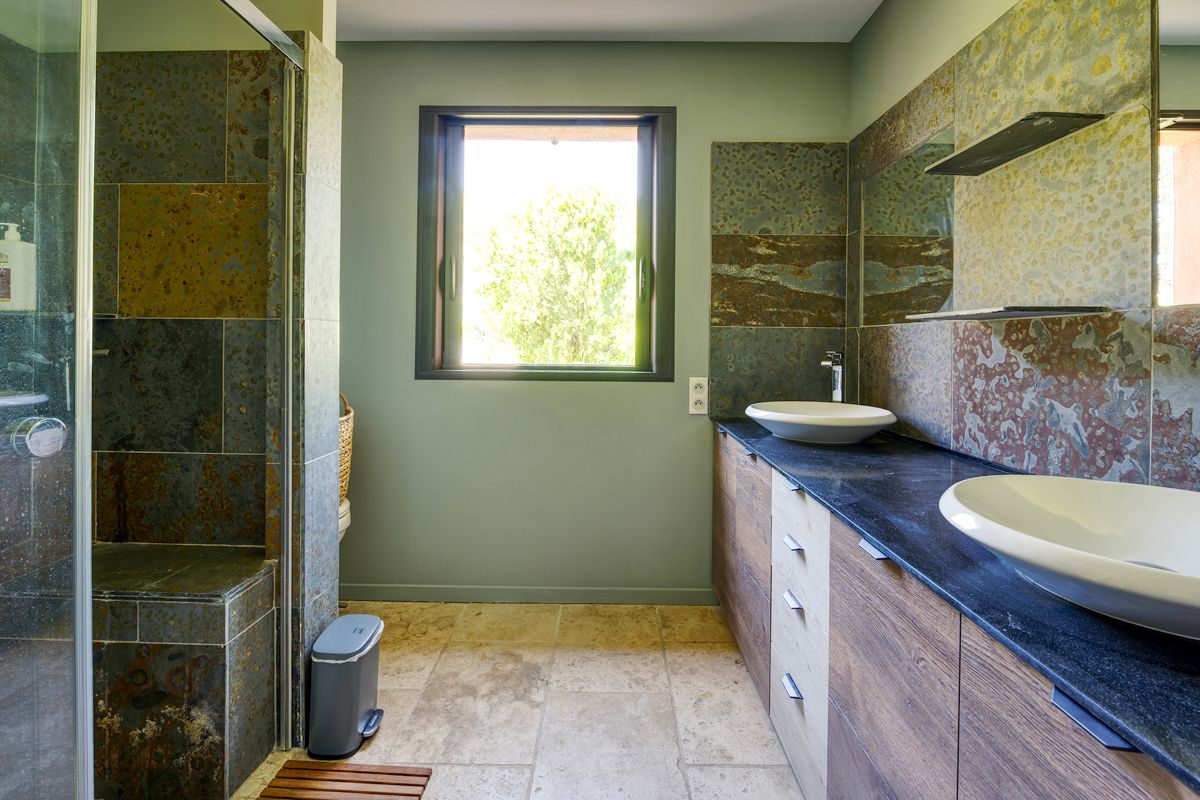 L'Hirondelle Provencale