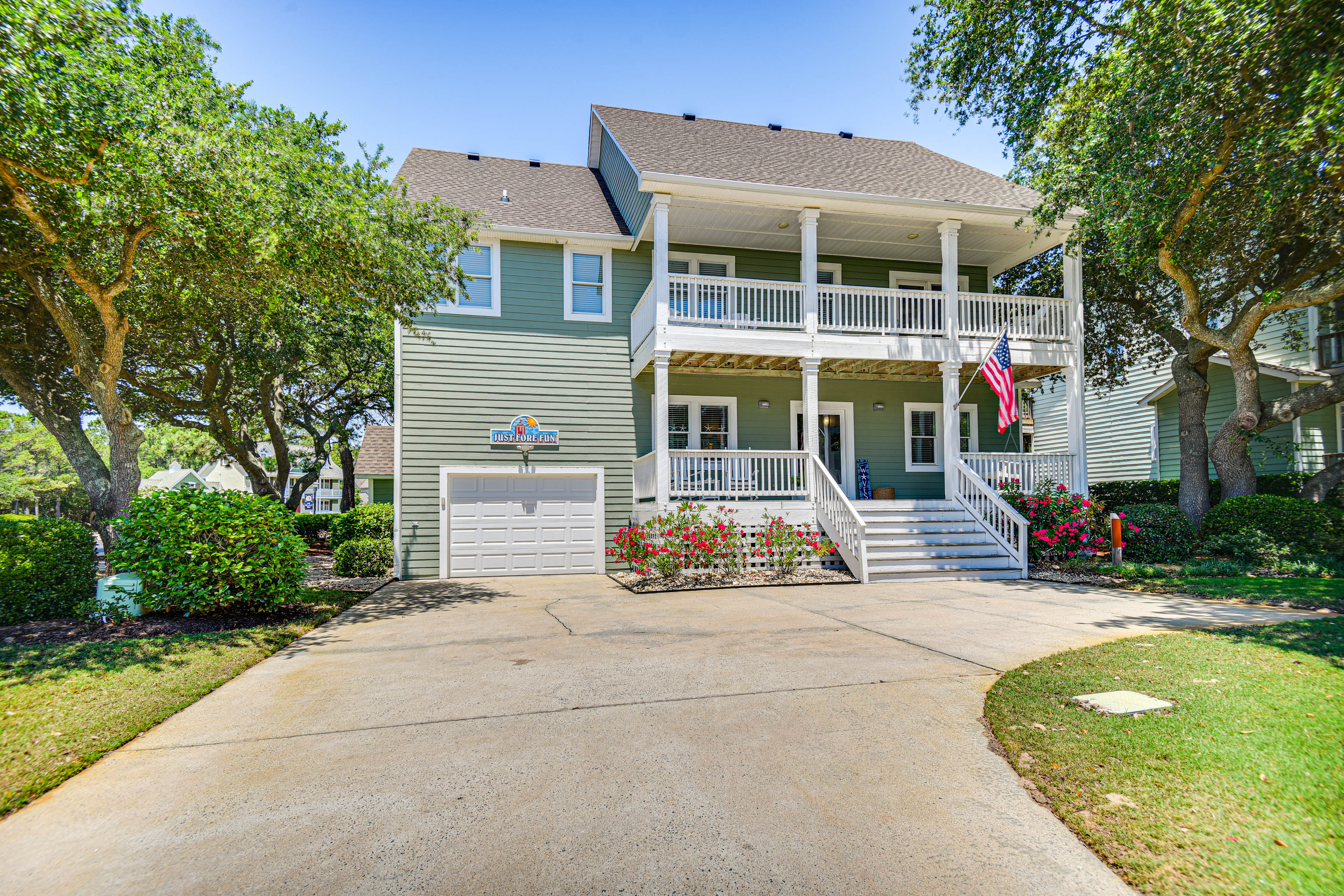 Property Image 1 - Spacious Outer Banks Home - Golf & Beach Access!