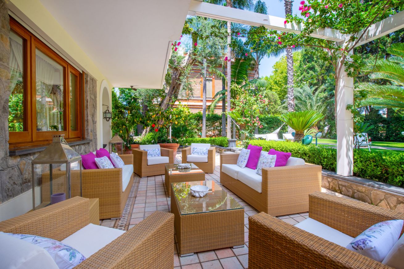 Property Image 2 - Villa in Sorrento Center | gardens & outdoor space