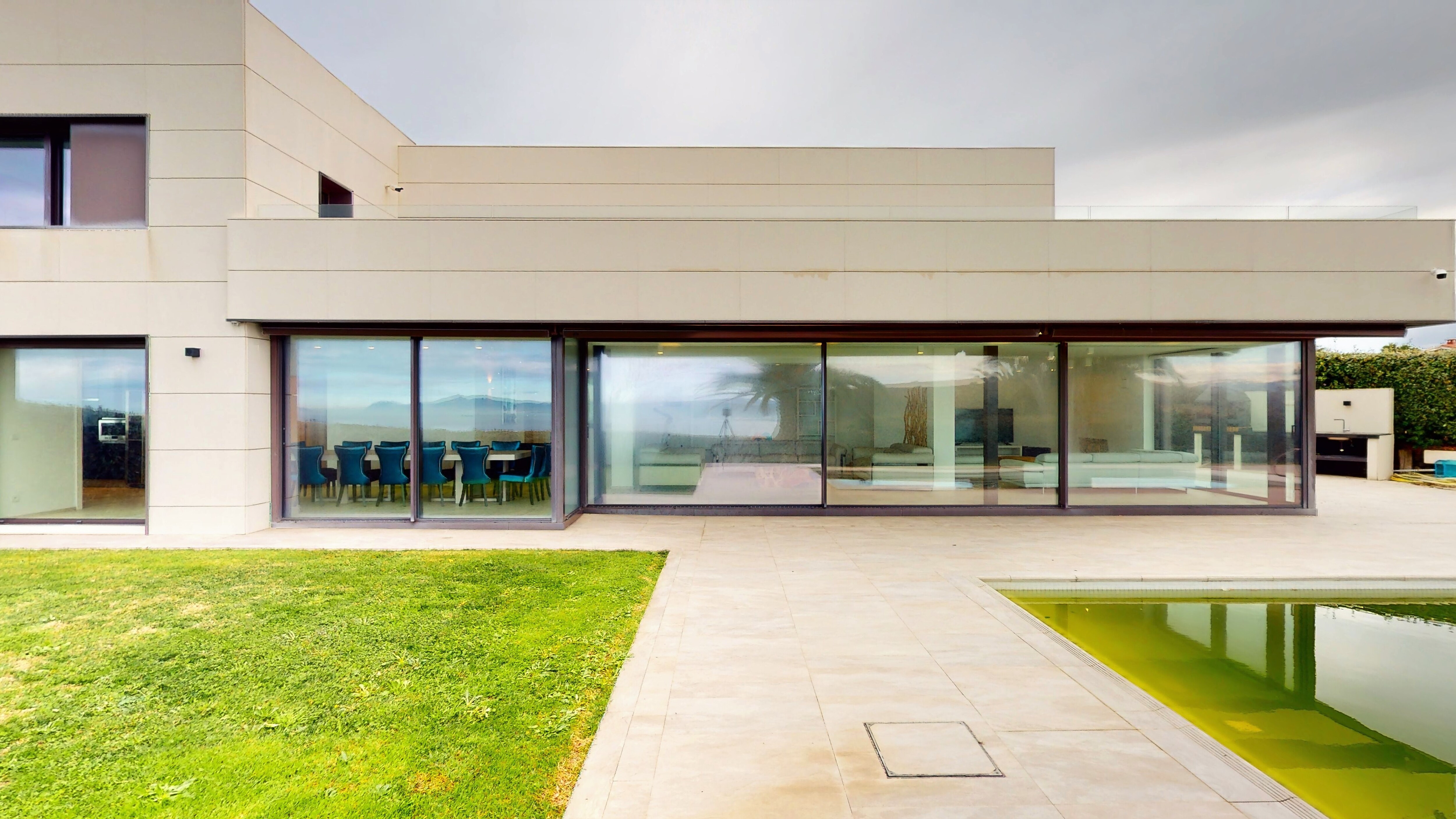 Interior facade of Bilbao Villa Wind.