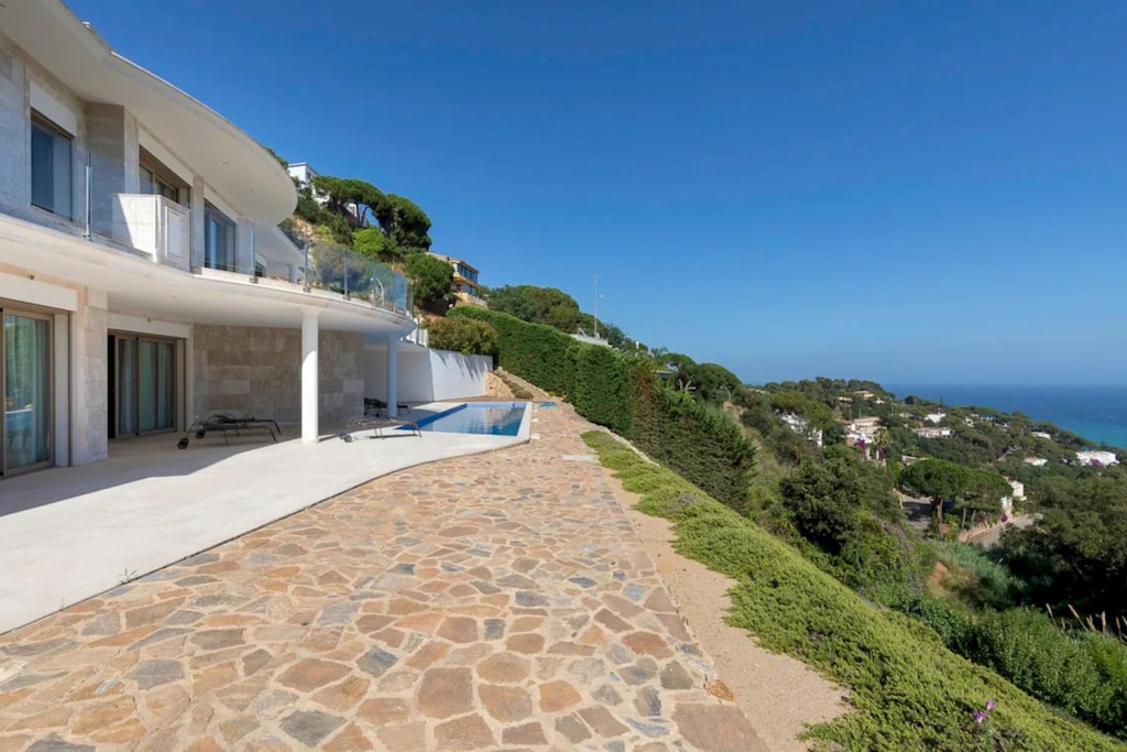 Views from Costa Brava Villa Breeze.