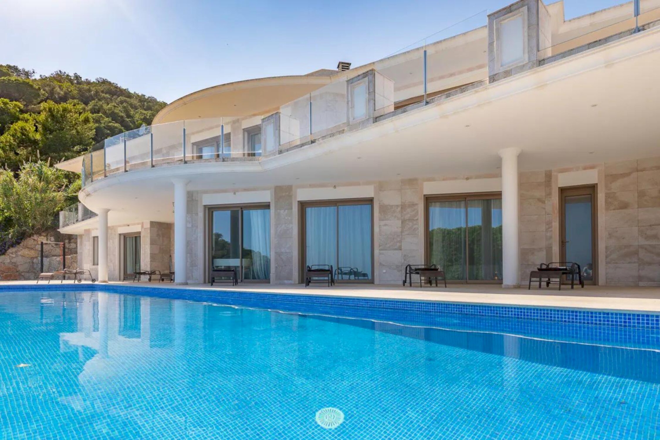 Swimming pool and interior facade.