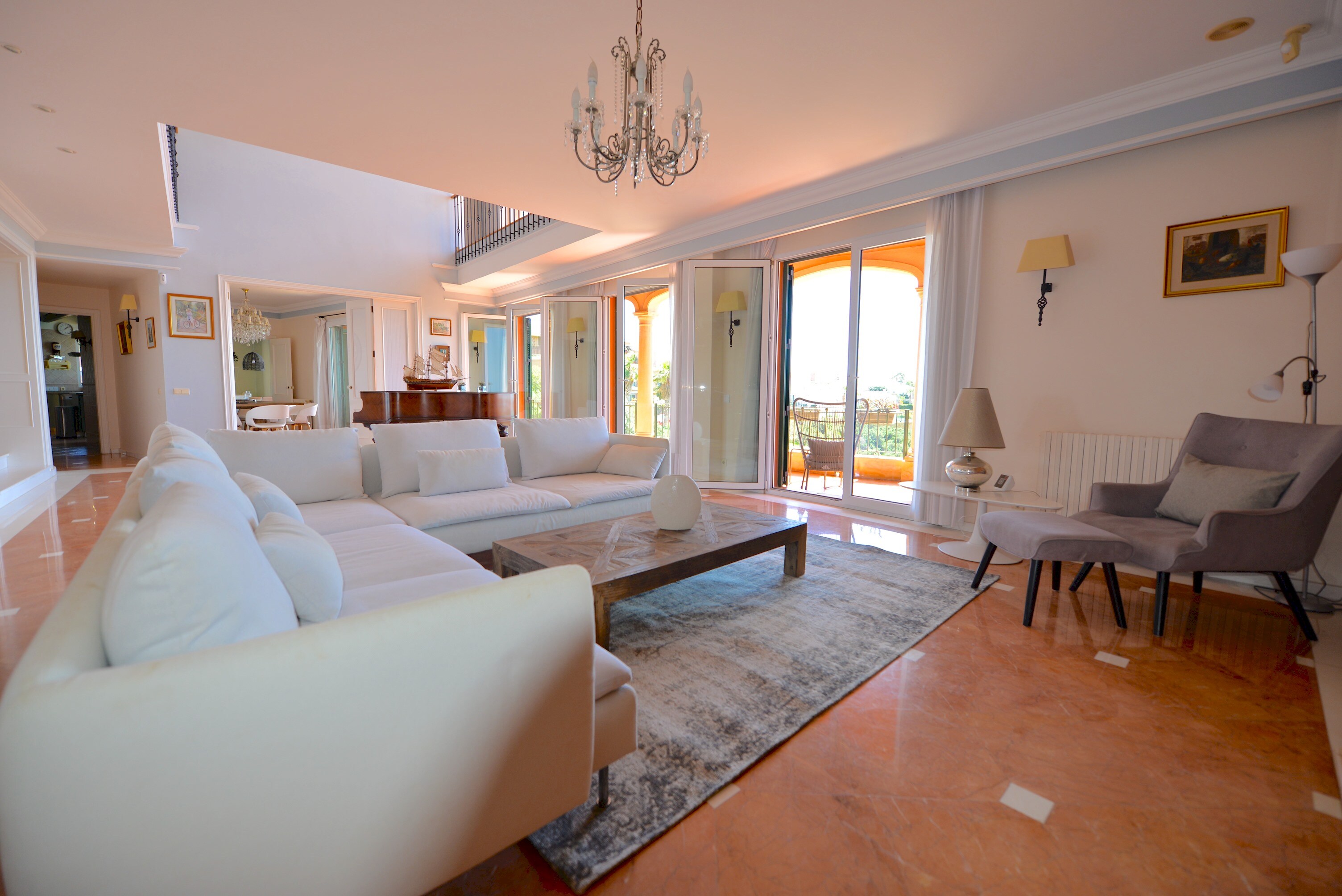 From the main living room we have privileged sea views.