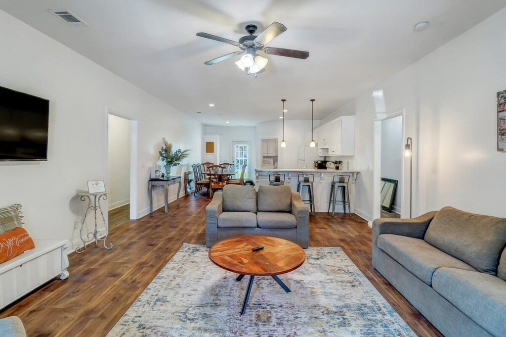 Overview of living area!