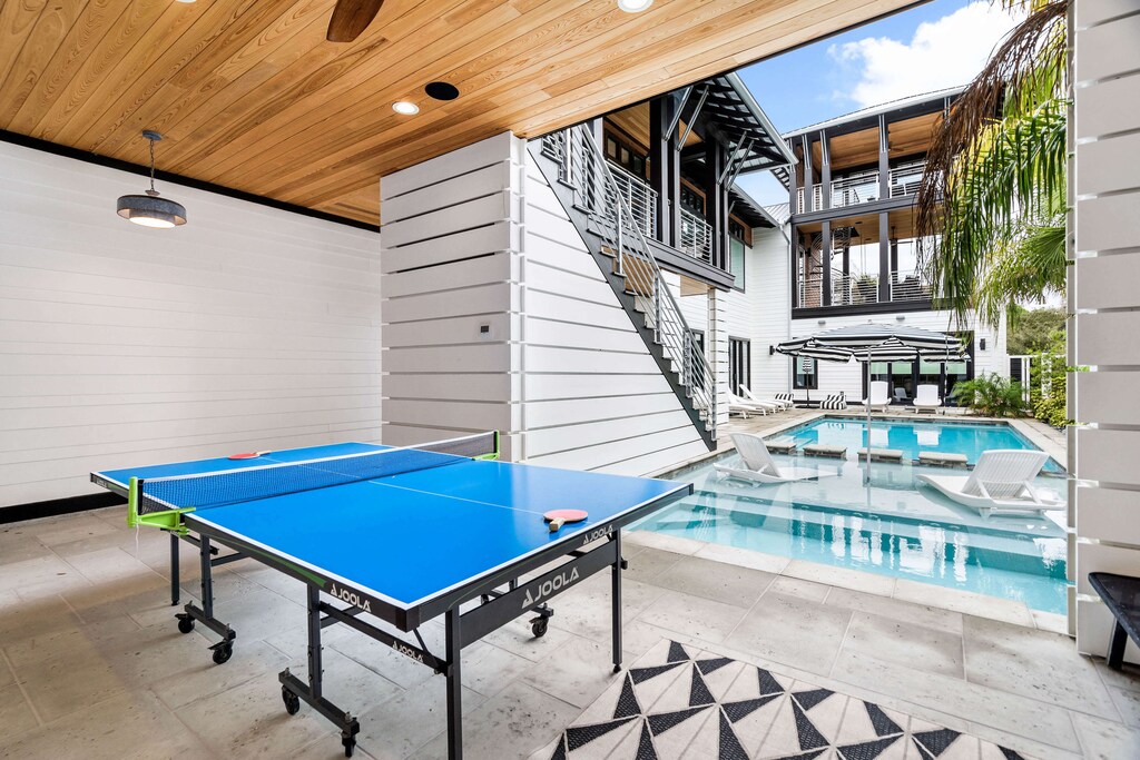 Ping pong with a view